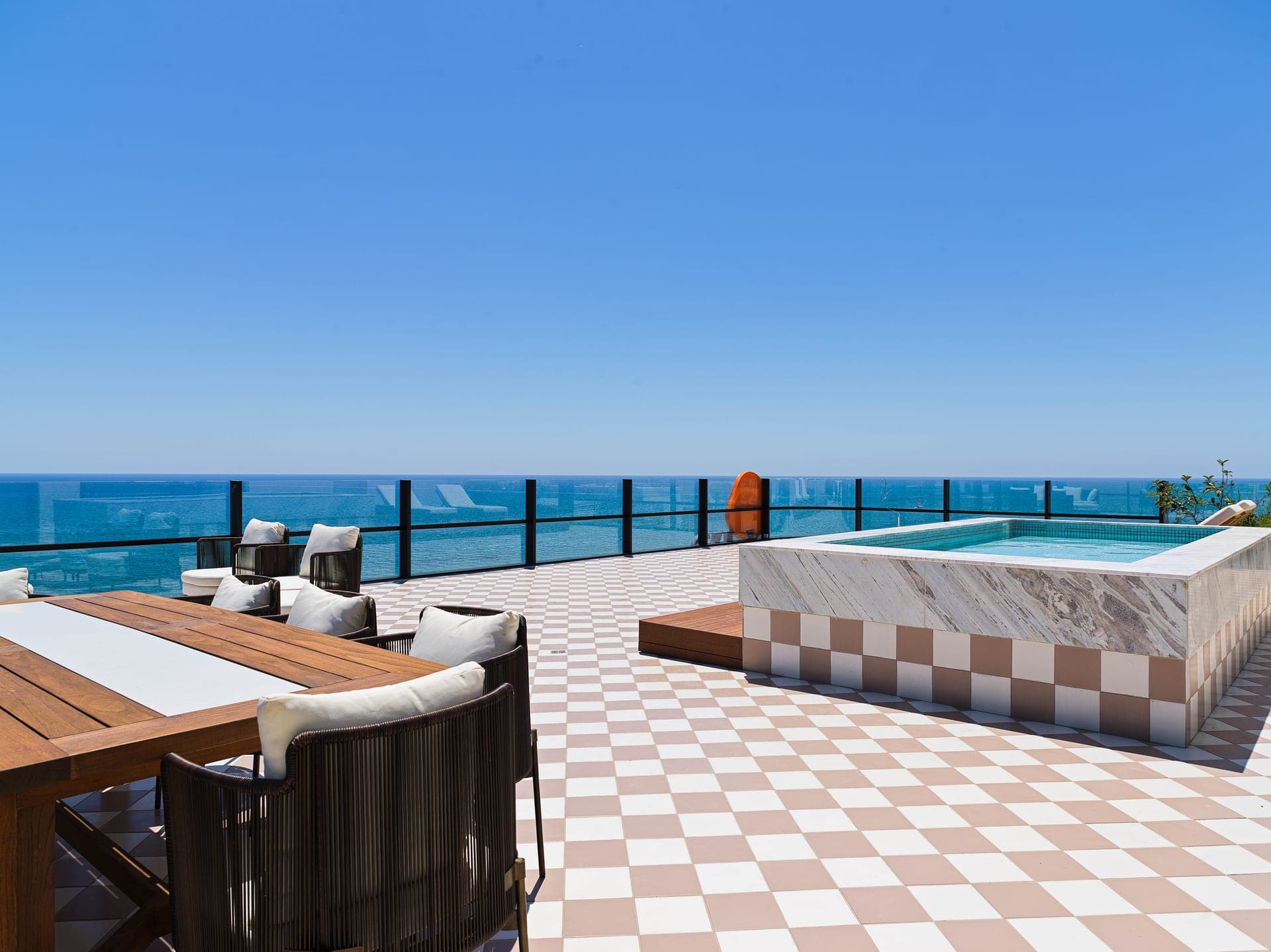 properties-LIVMACKENZ-0.jpg