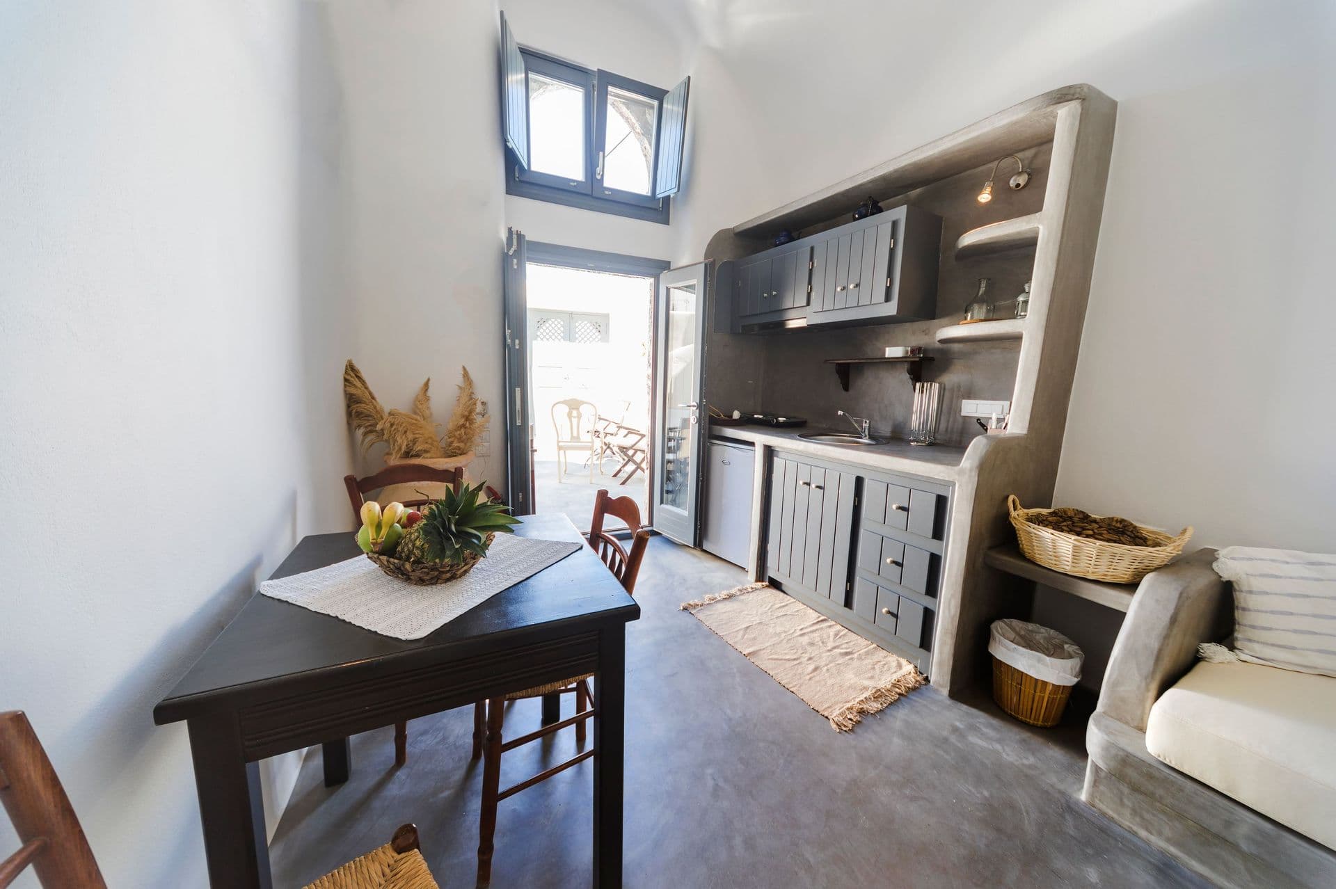 properties-LOTZASTUDI-0.jpg