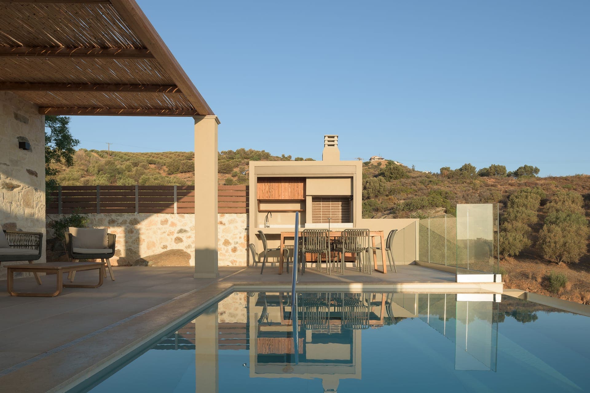 properties-LUXSTONEV-3.jpg