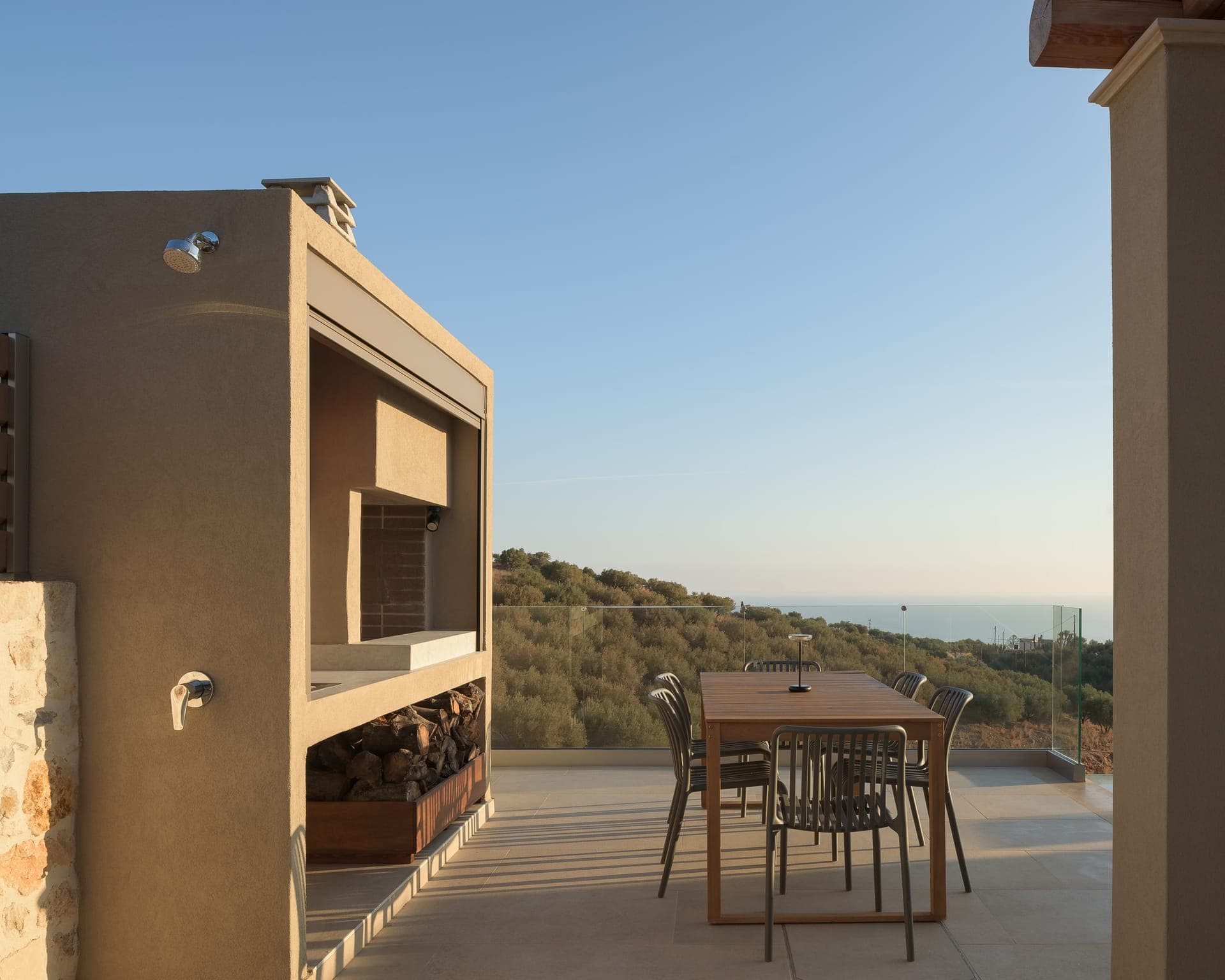 properties-LUXSTONEV-4.jpg