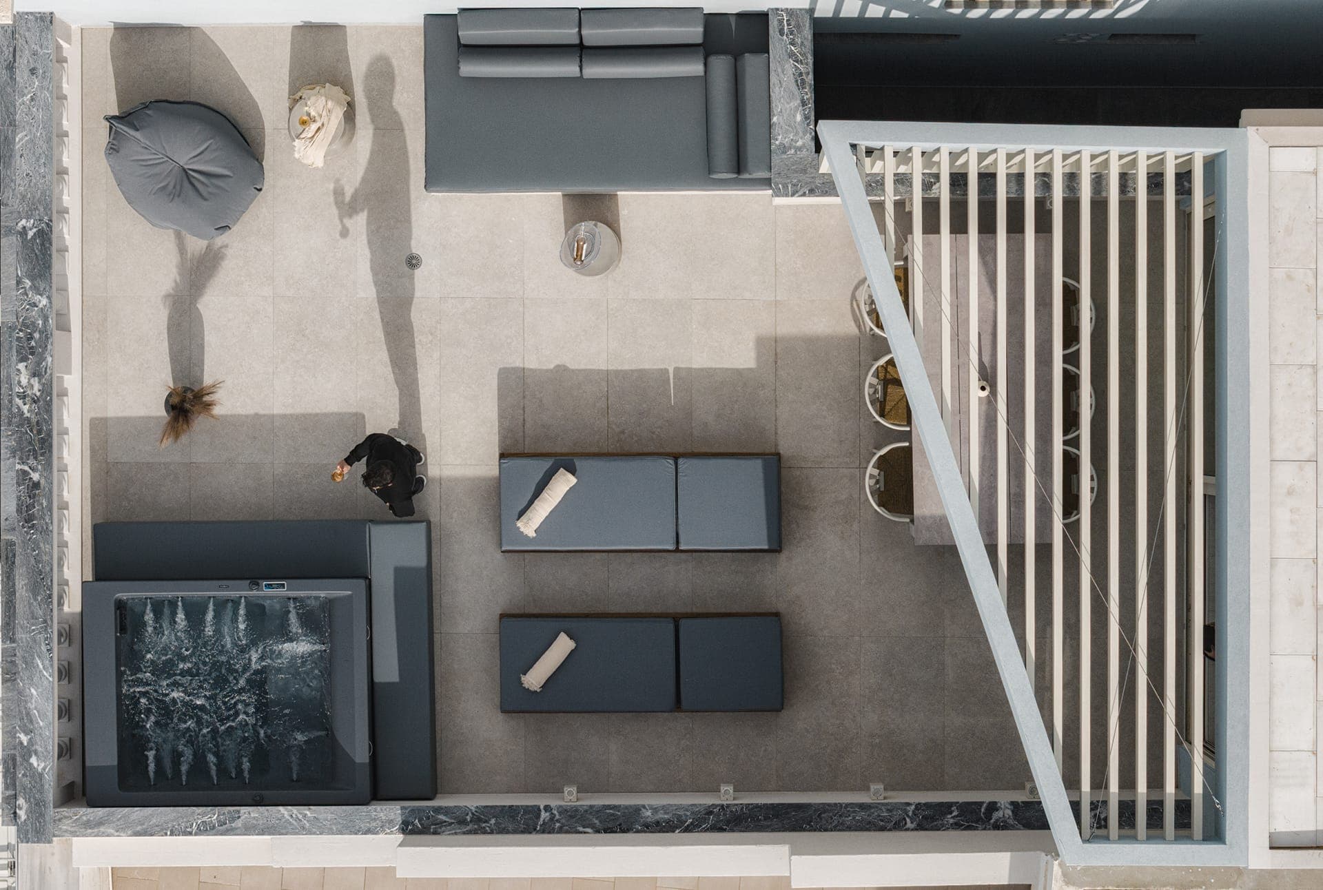 properties-LUXSUILATO-1.jpg