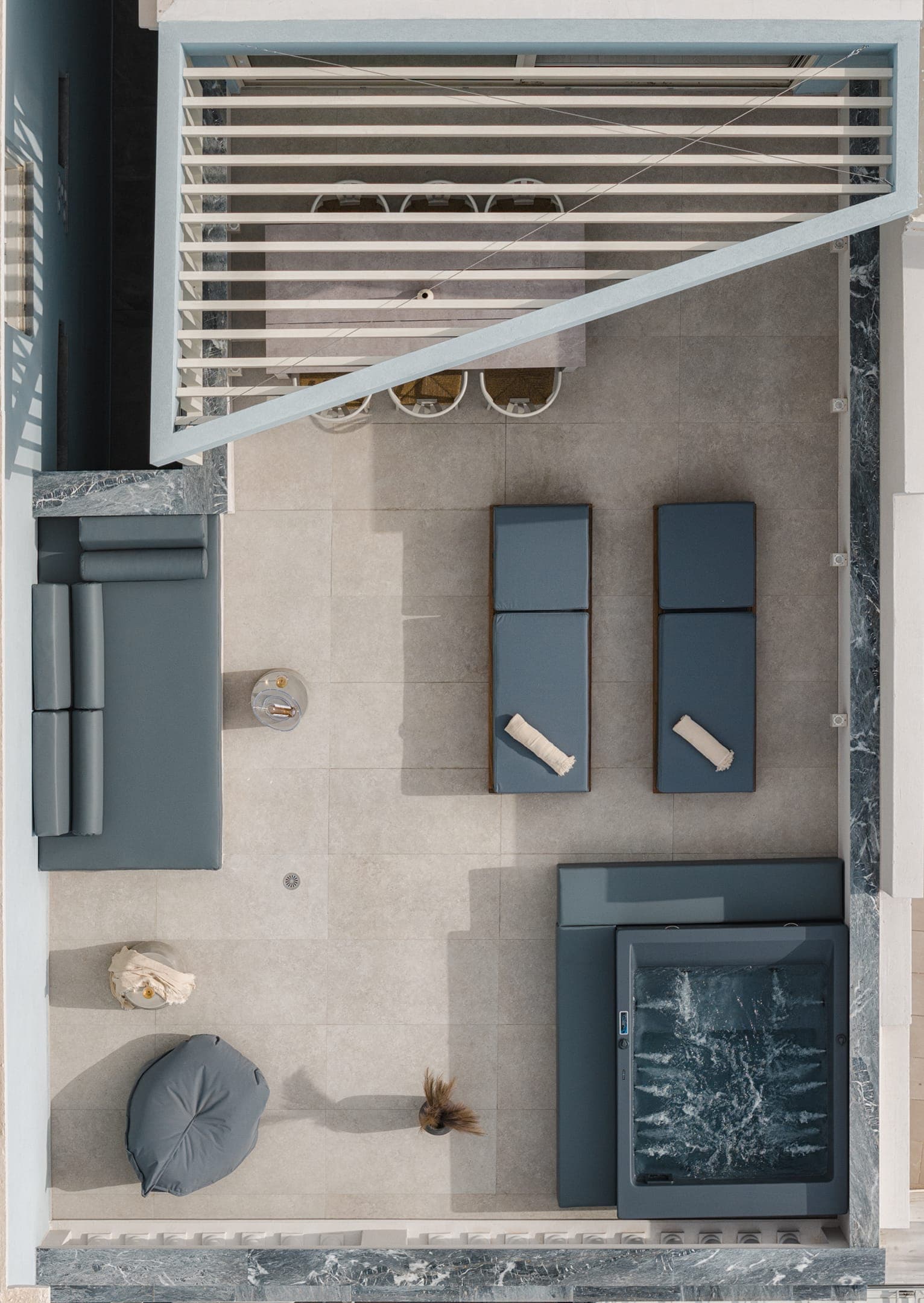 properties-LUXSUILATO-4.jpg