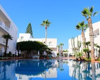 properties-MAGDAHOTEL-0.jpg