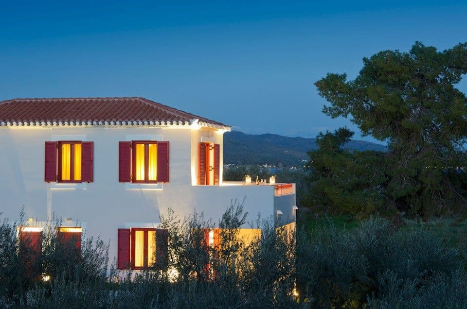 Ηλιοβασίλεμα από τη Θερμησία με φόντο Ύδρα και Πόρτο Χέλι. Sunset from Thermisia with view to Hydra and Porto Heli. Hydra PortoHeli Thermisia Sunset Ermionida Resort Greece Peloponnese
