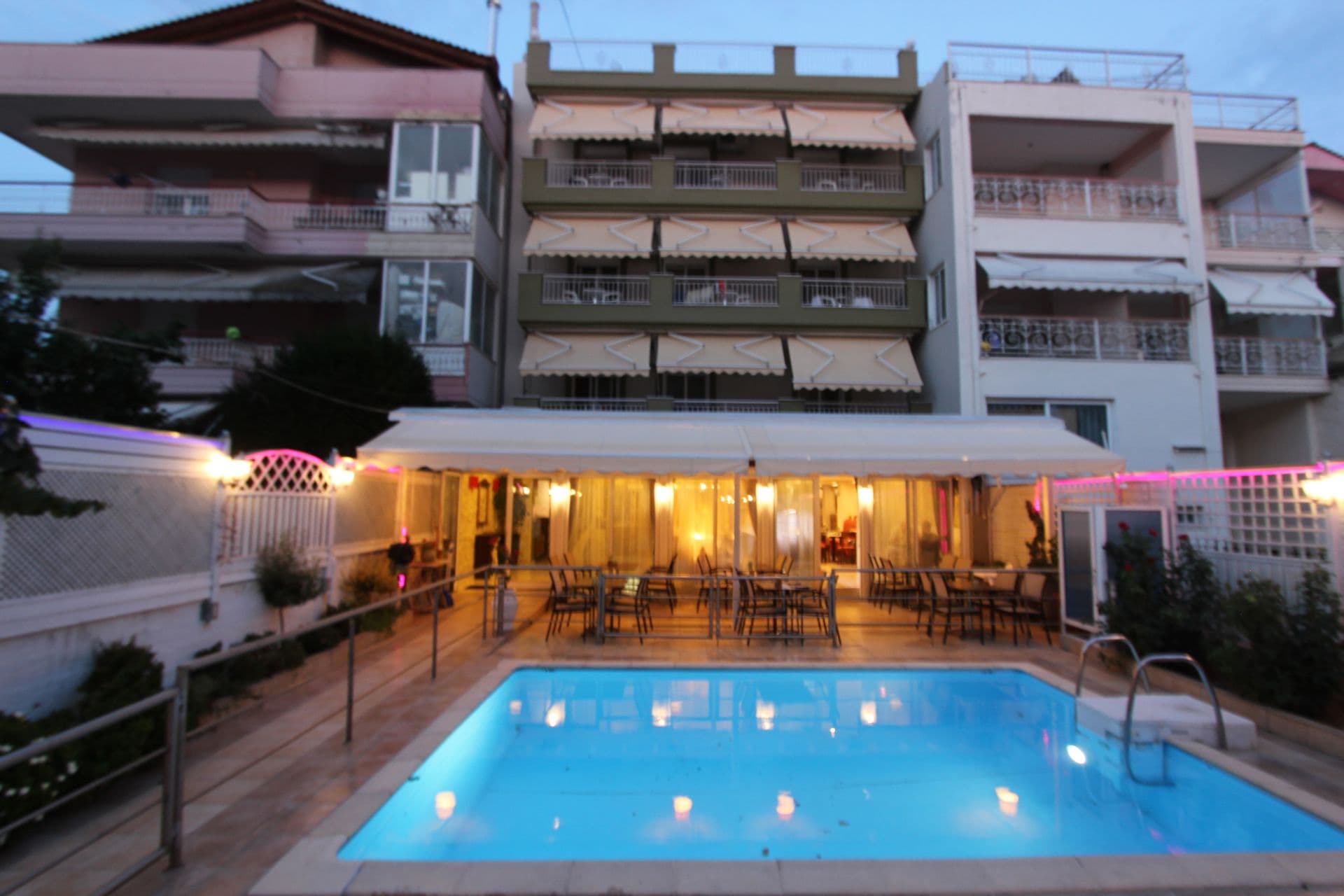 properties-MALLAS-0.jpg