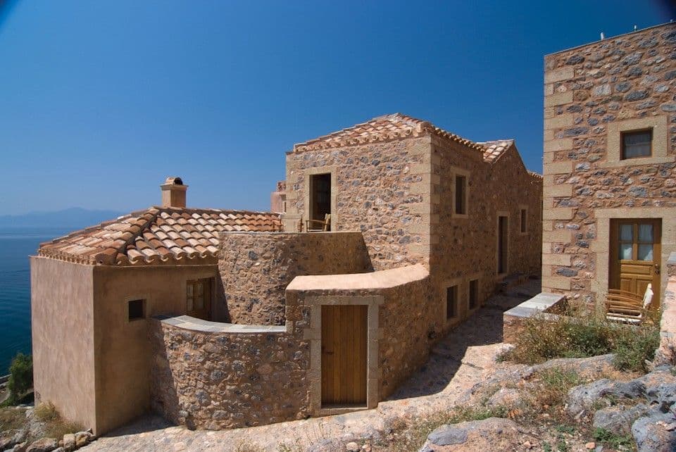 properties-MALVASIAH-2.jpg