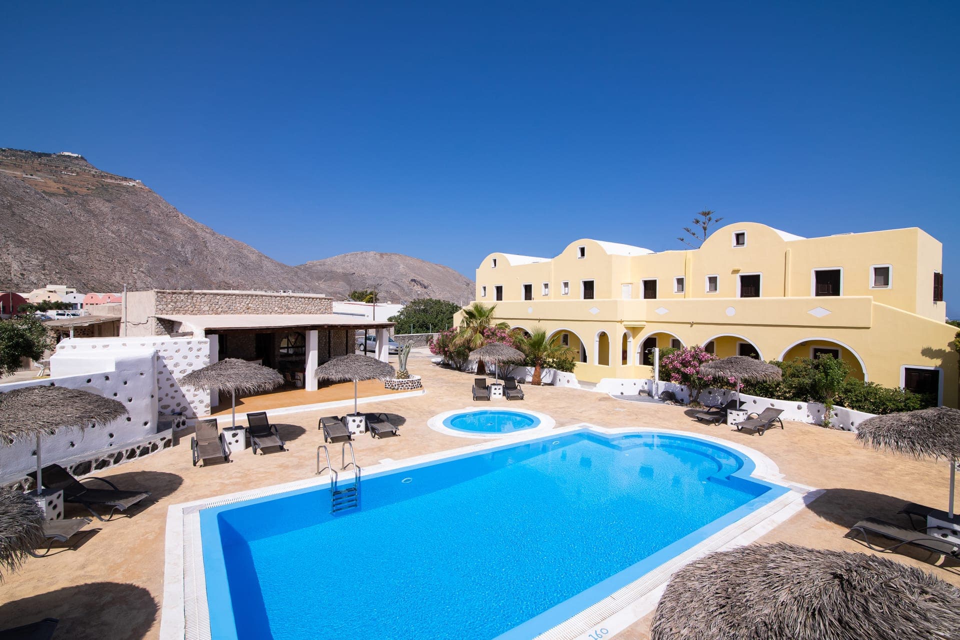 properties-MANDILARIA-3.jpg