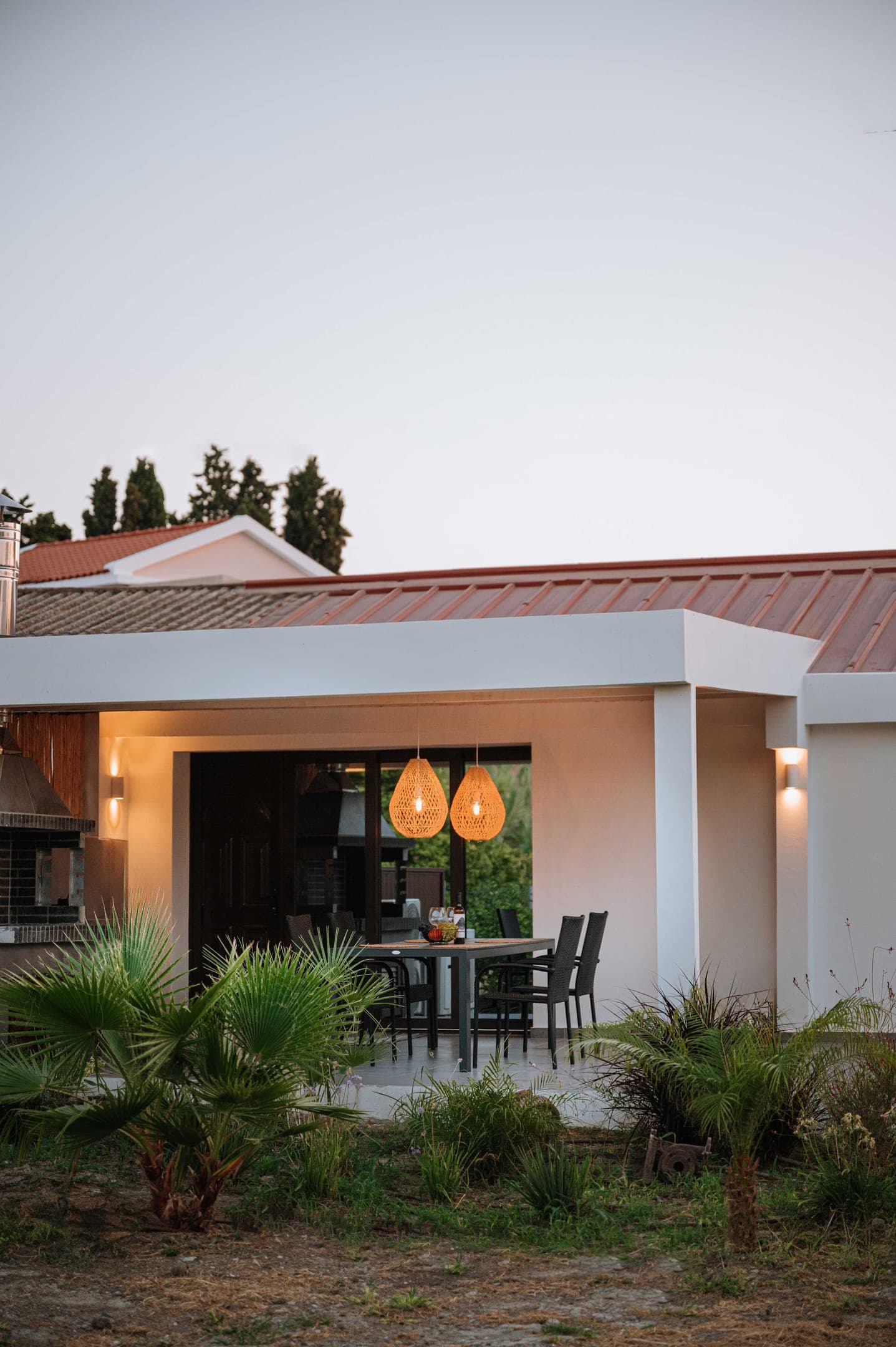 properties-MANOLISVIL-0.jpg