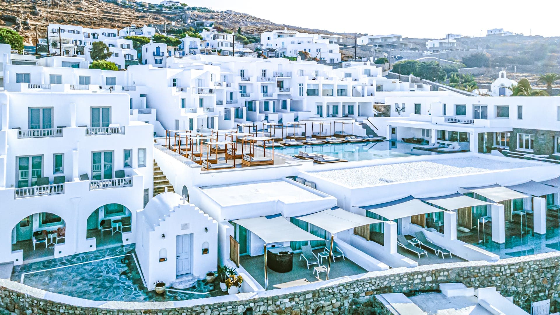 properties-MANOULAS-4.jpg