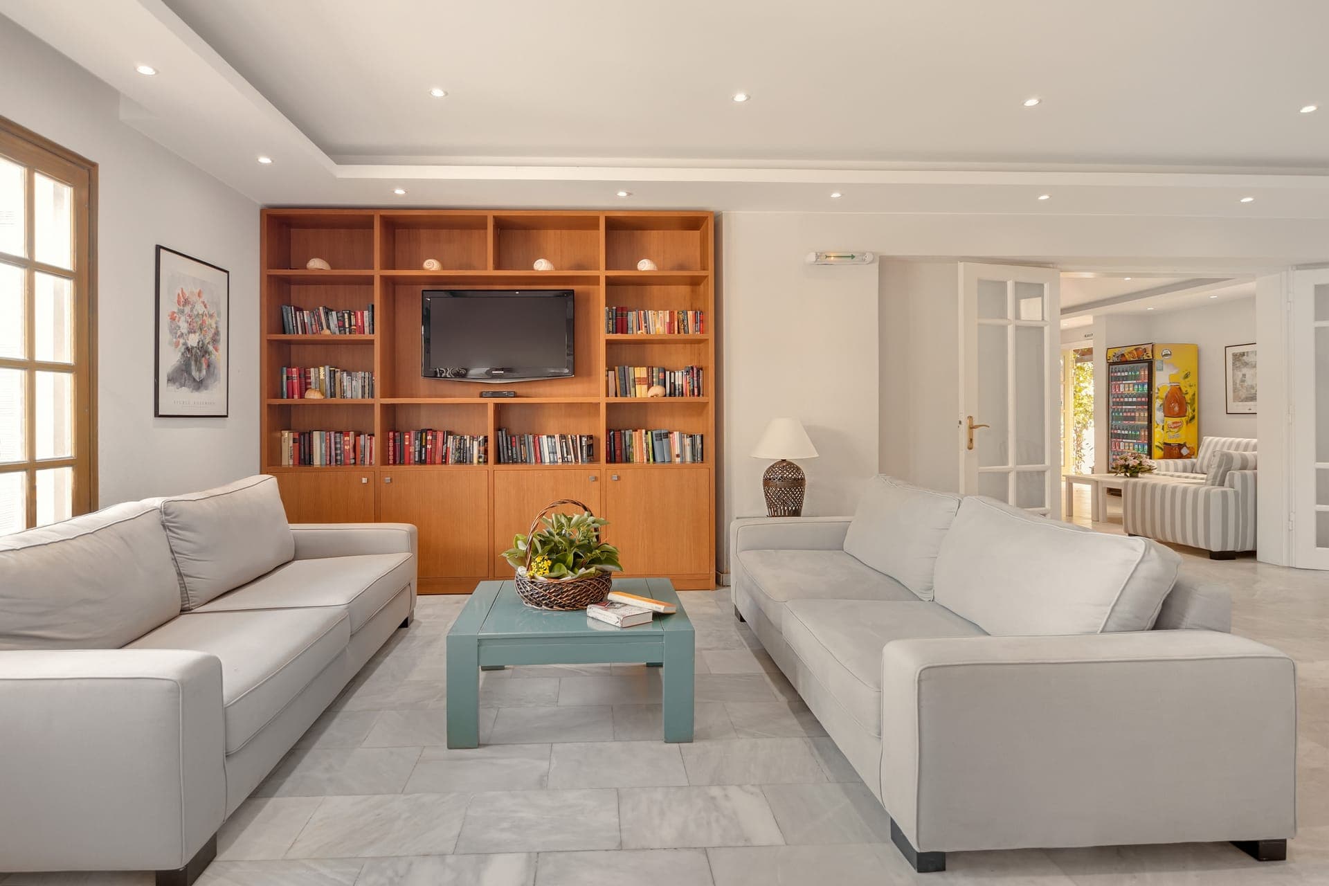 properties-MAREHOAPT-1.jpg