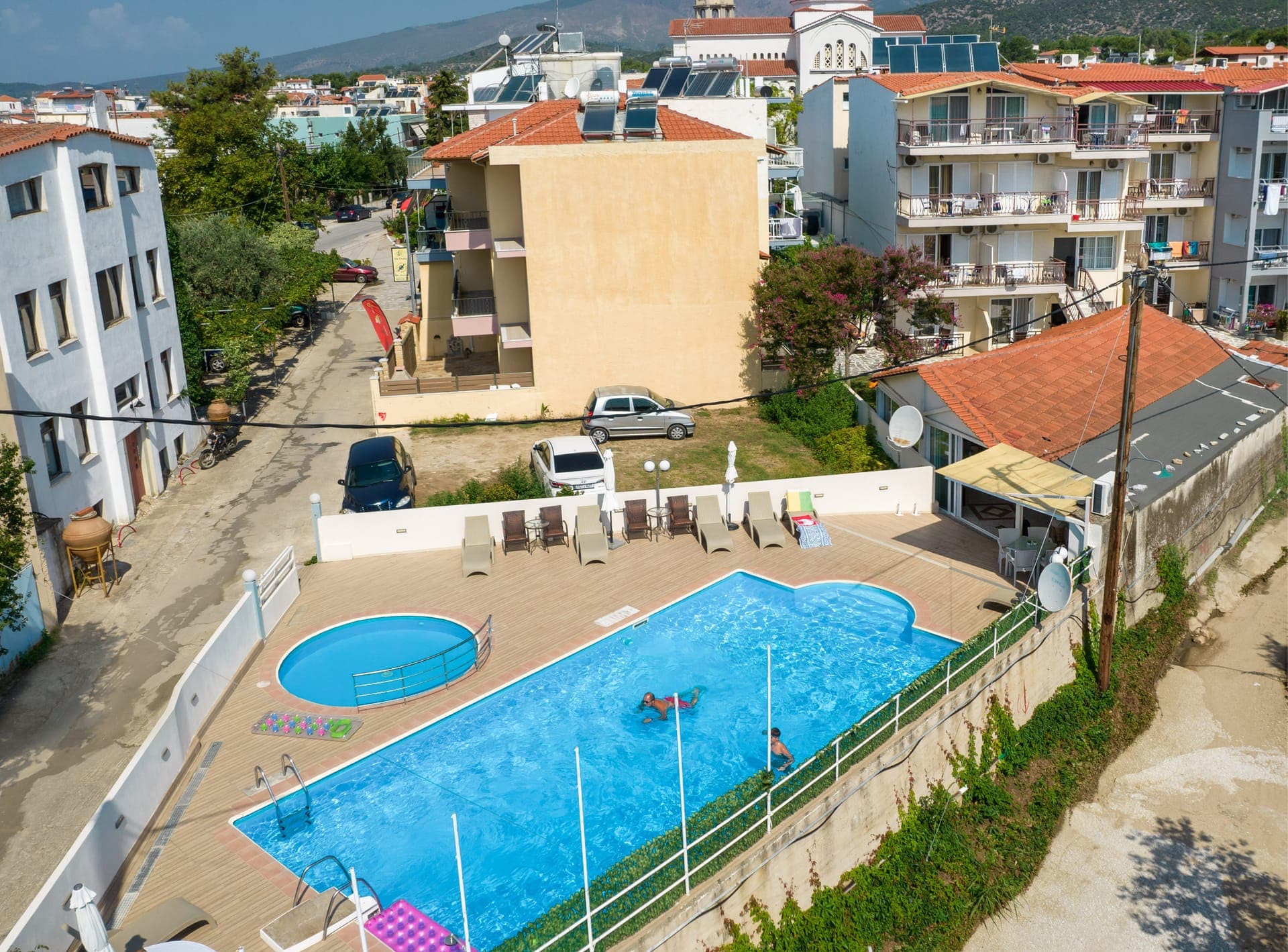 properties-MARIALENAT-2.jpg