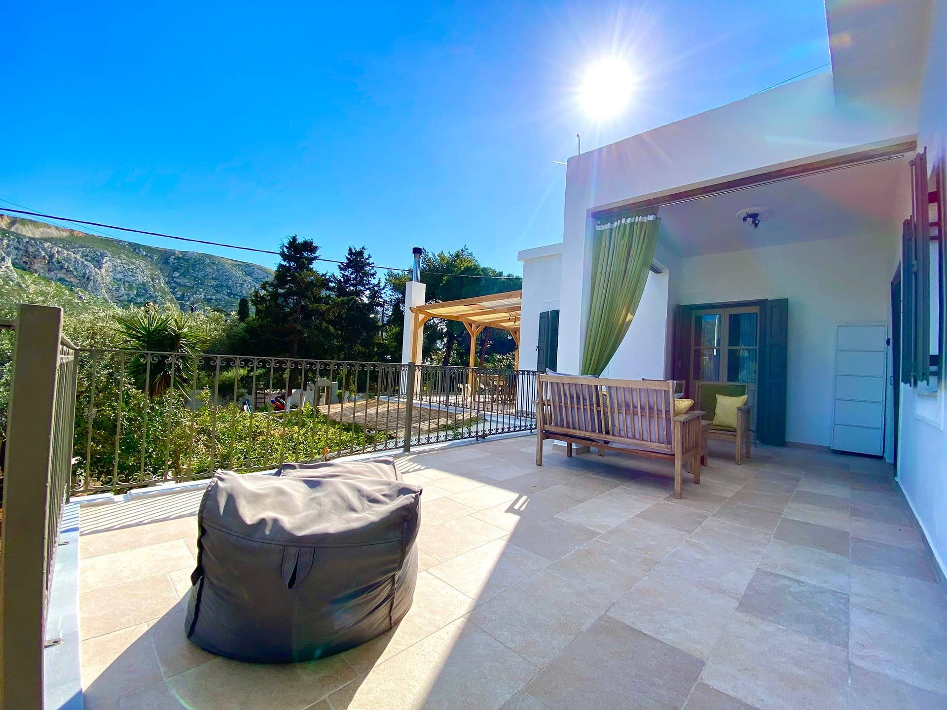 properties-MARIASCOTH-1.jpg