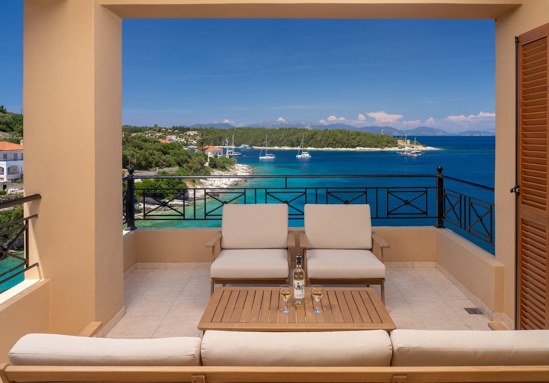 properties-MARIELHOUS-2.jpg