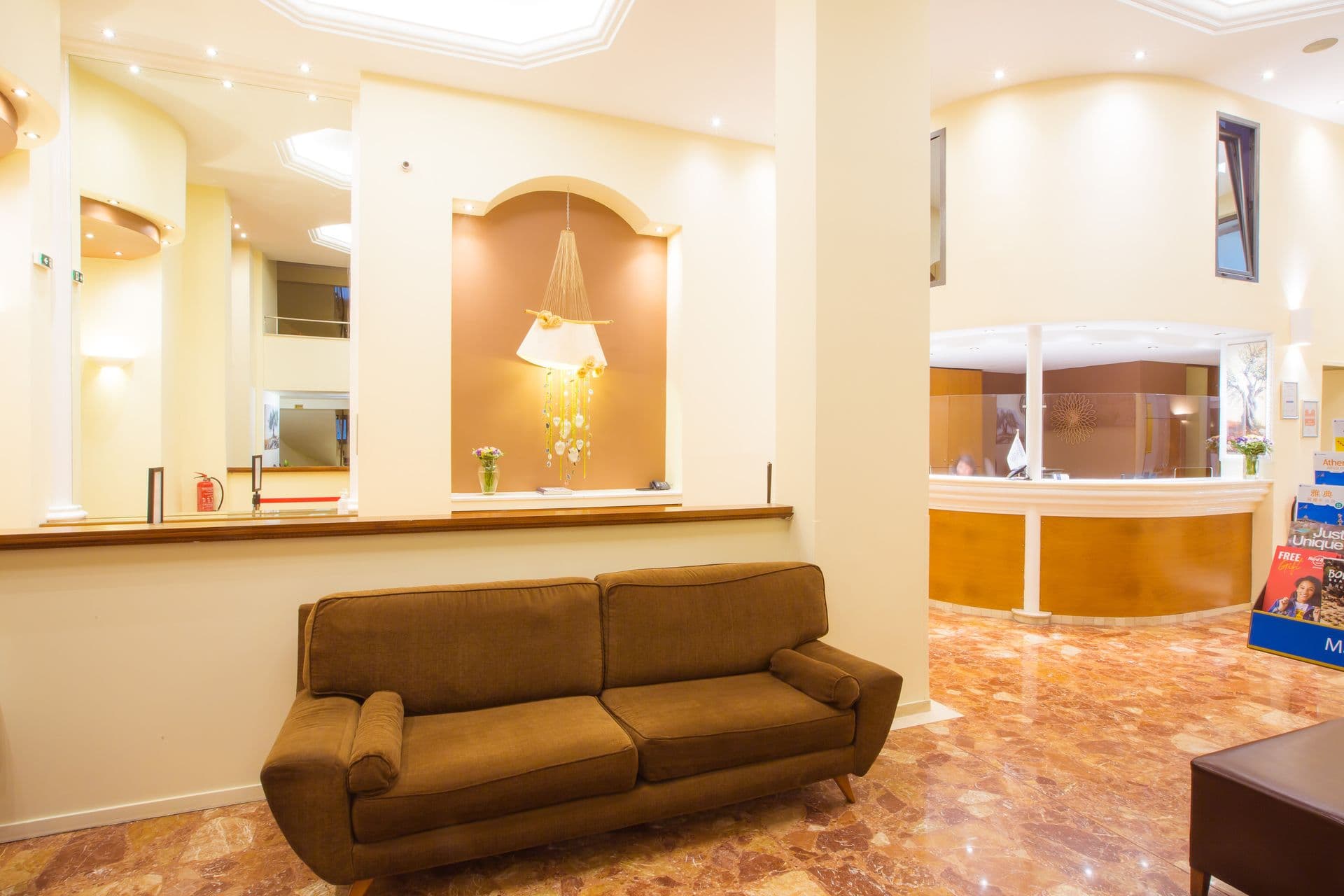 Sitting room-lobby