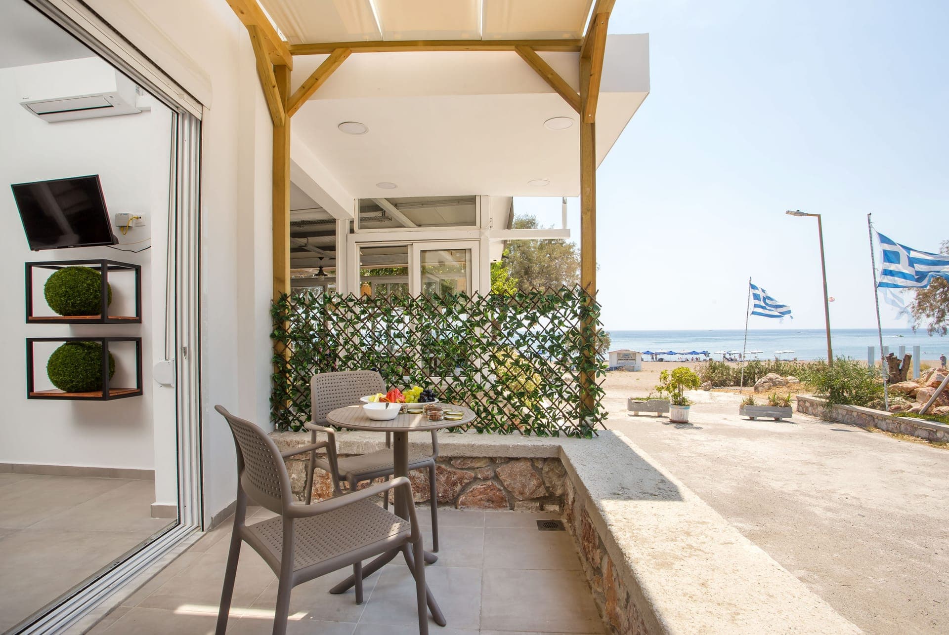 properties-MARINISEA-1.jpg