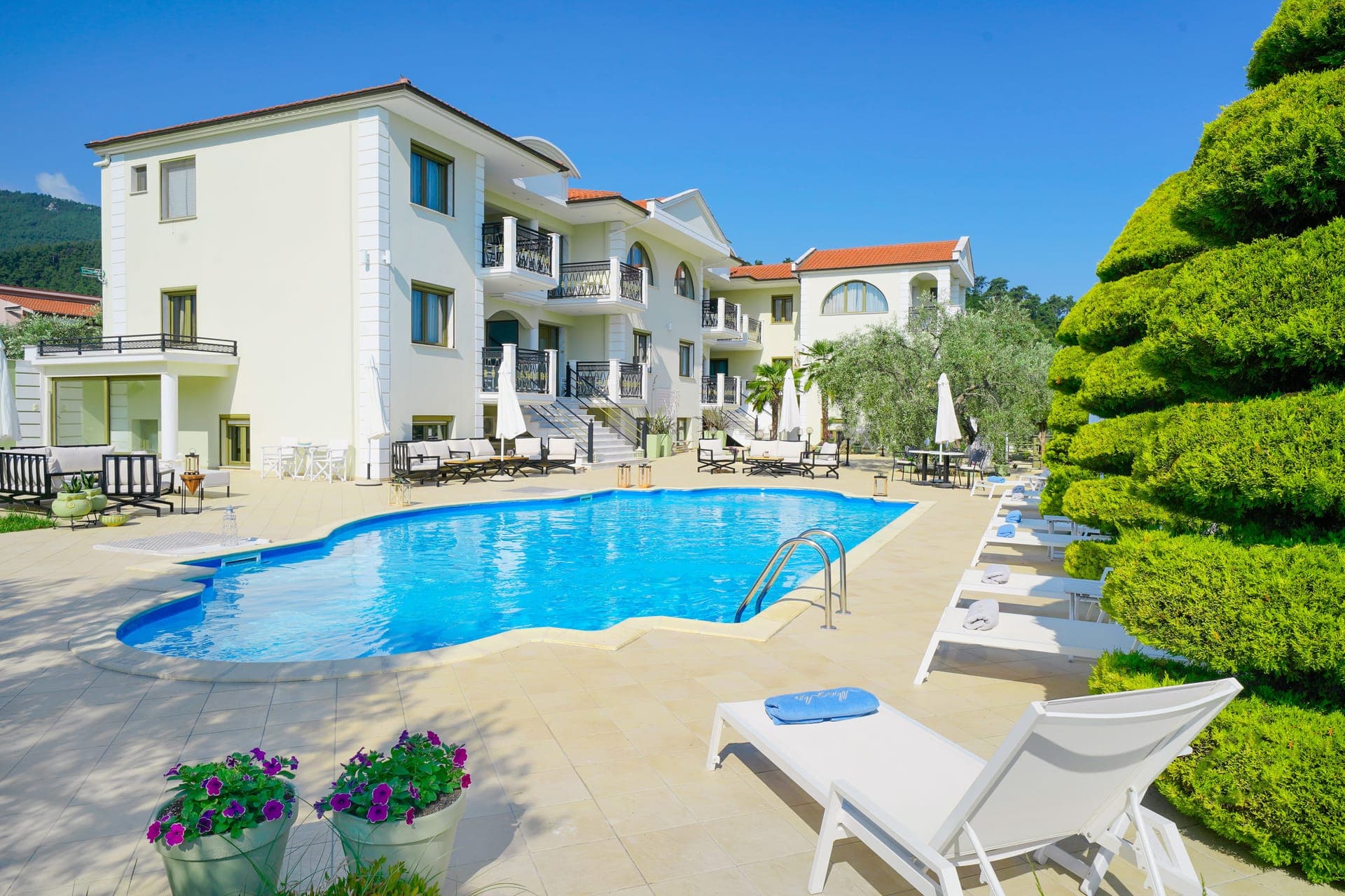 properties-MARYAN-3.jpg