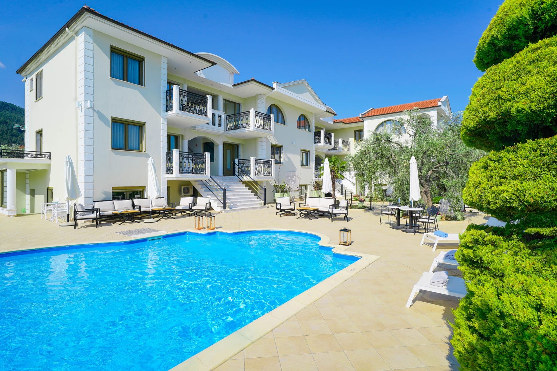properties-MARYAN-4.jpg