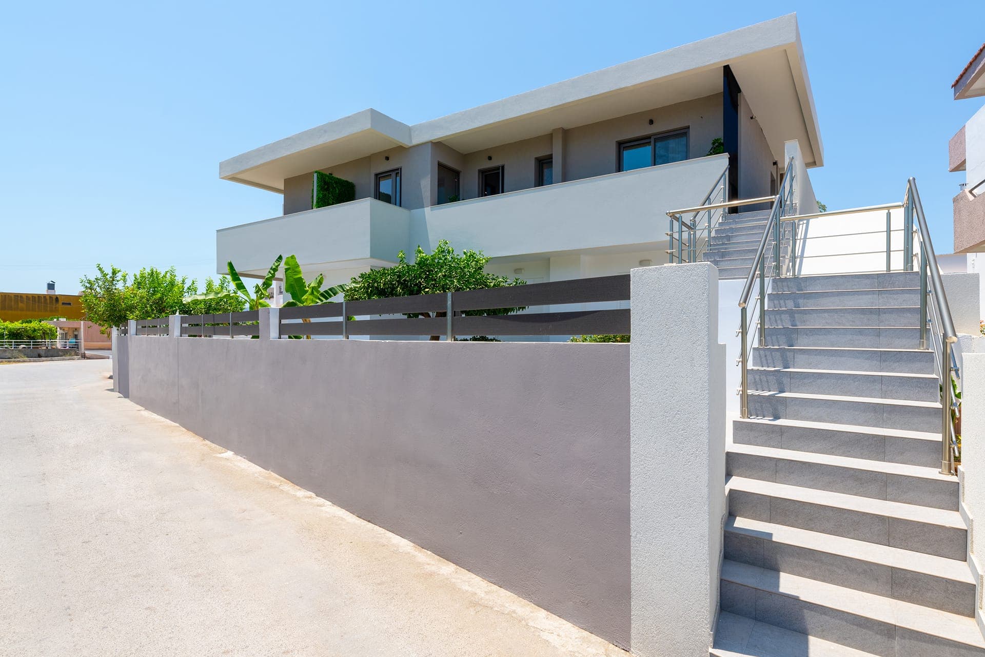 properties-MASAROU-2.jpg