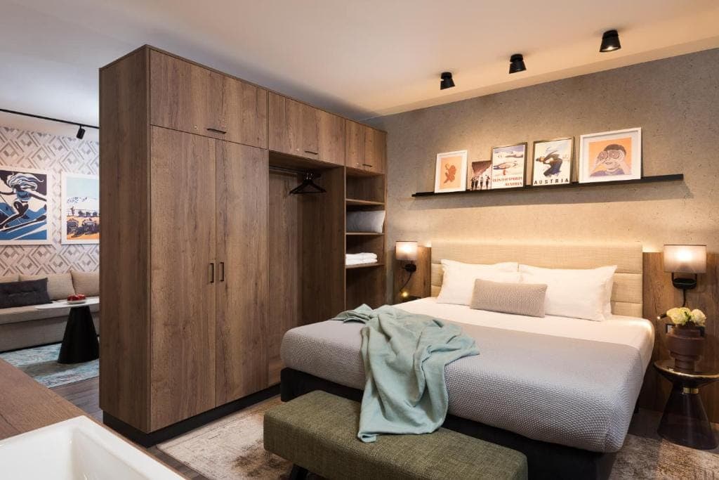 properties-MASTERLINZ-0.jpg