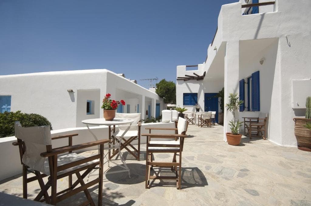 properties-MEGASROOMS-1.jpg