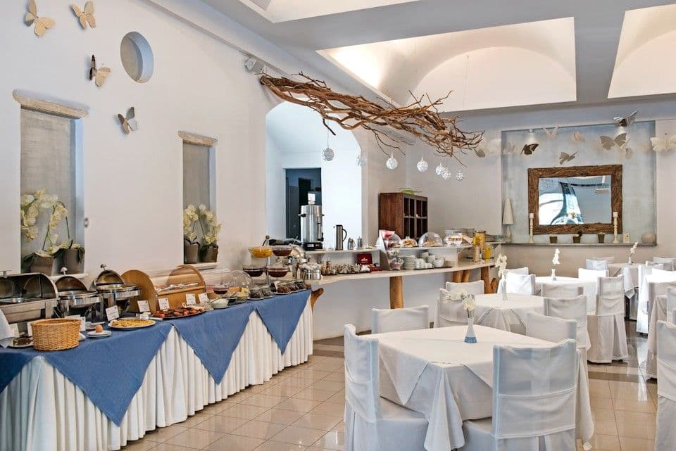 Breakfast Hall