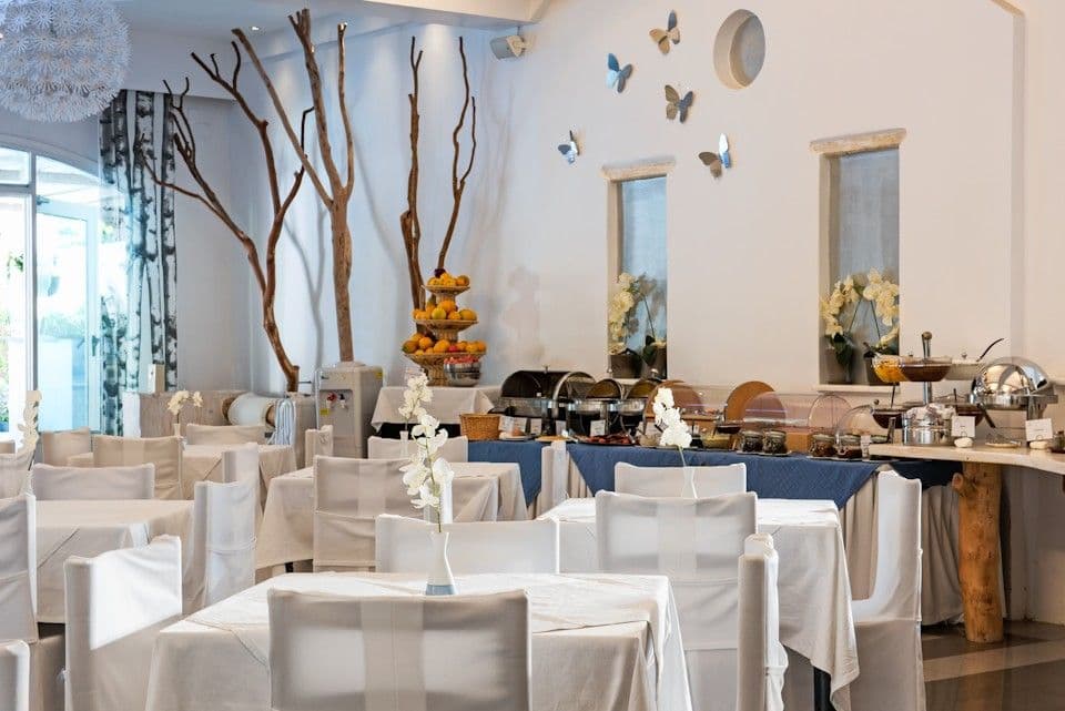 Breakfast Hall
