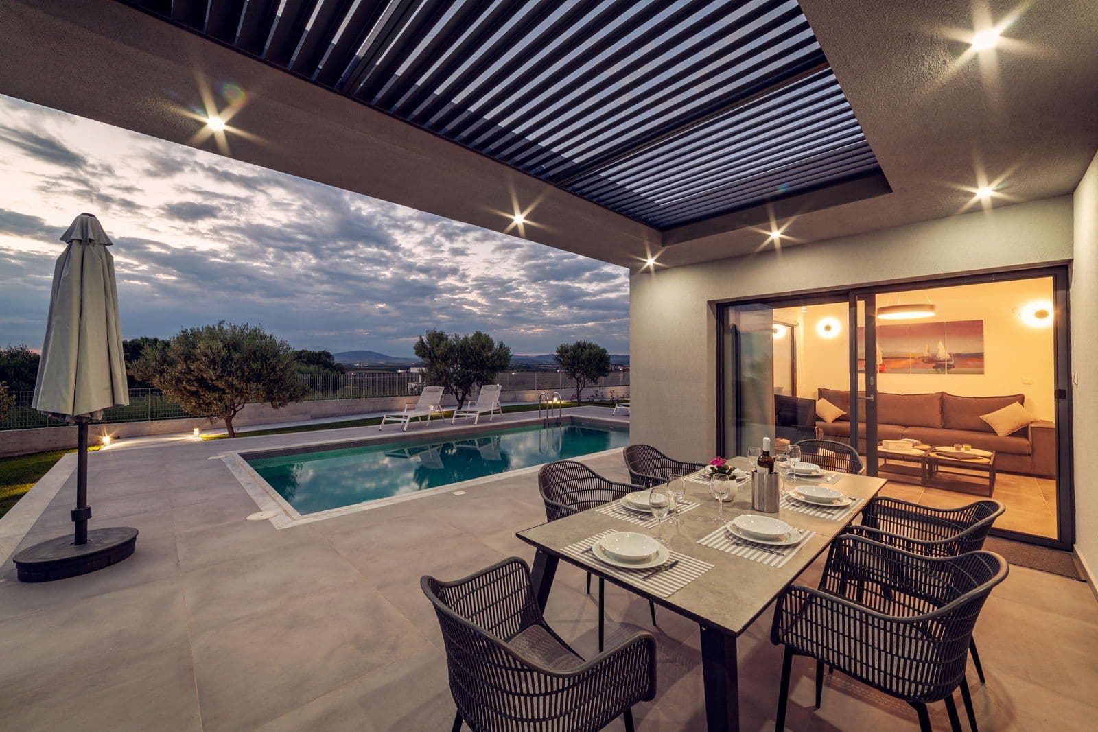 properties-MERELIA-4.jpg