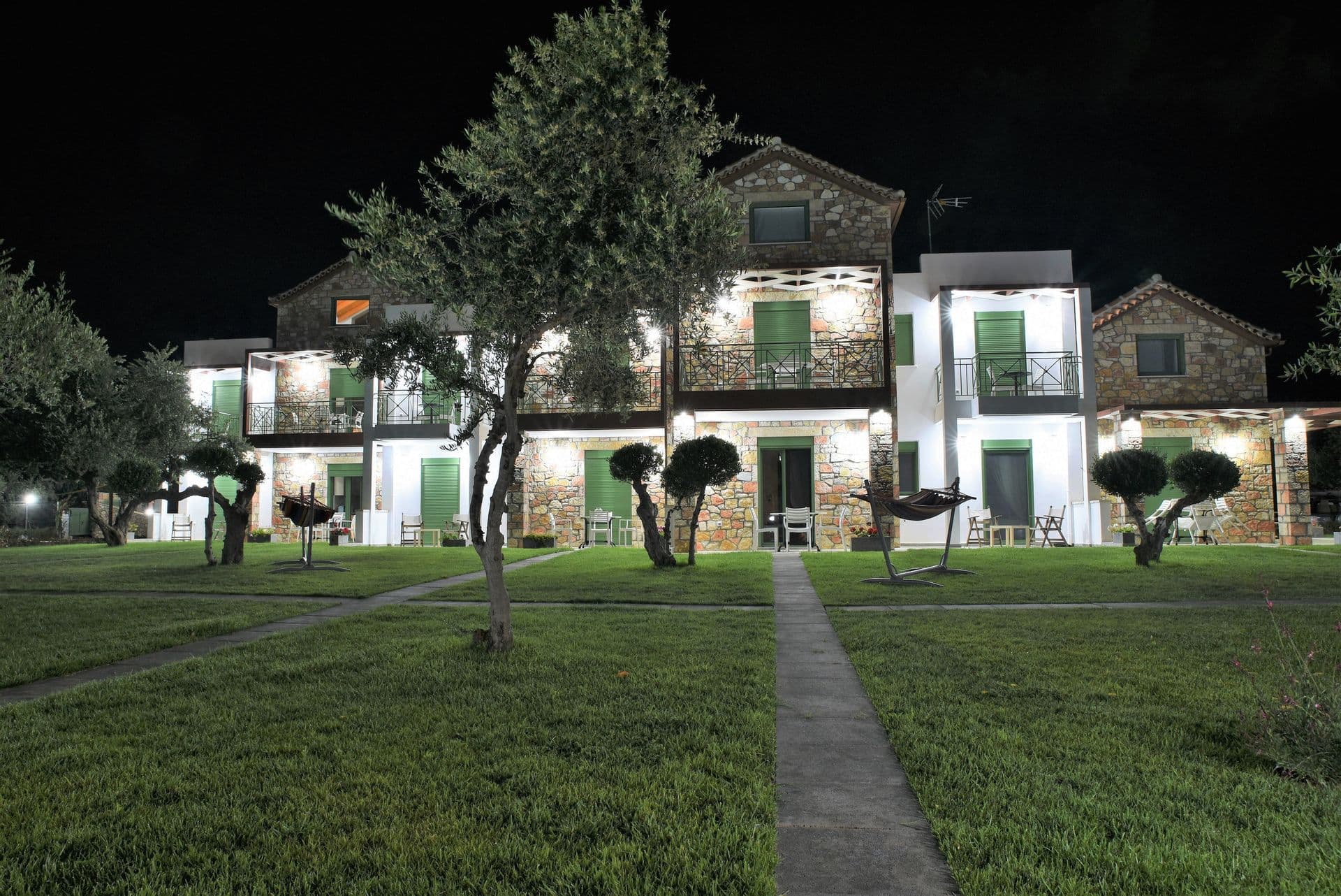 properties-MESHORIZ-4.jpg