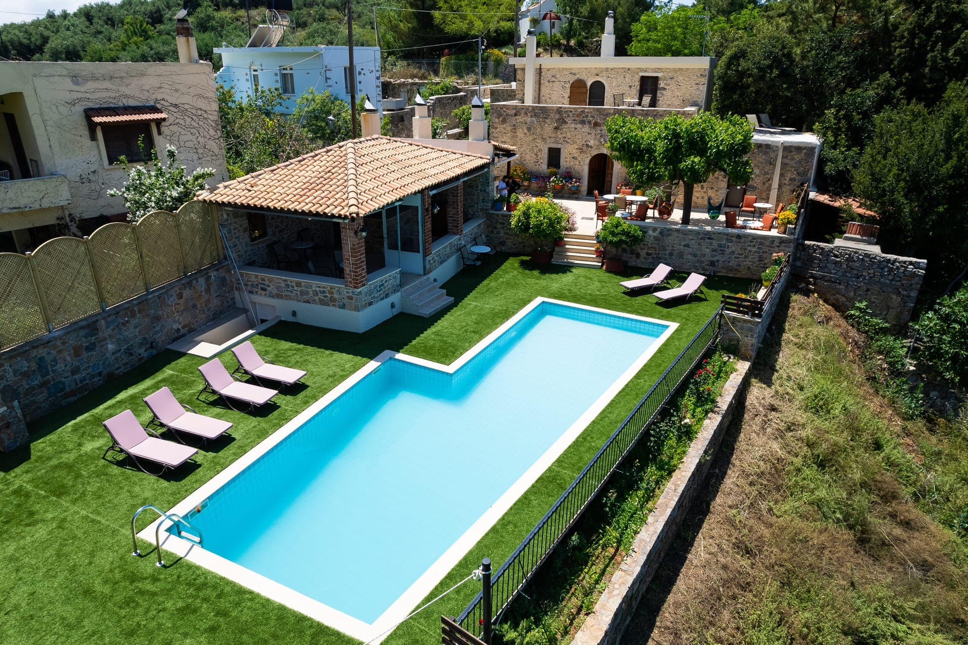 properties-METOHINAT-3.jpg