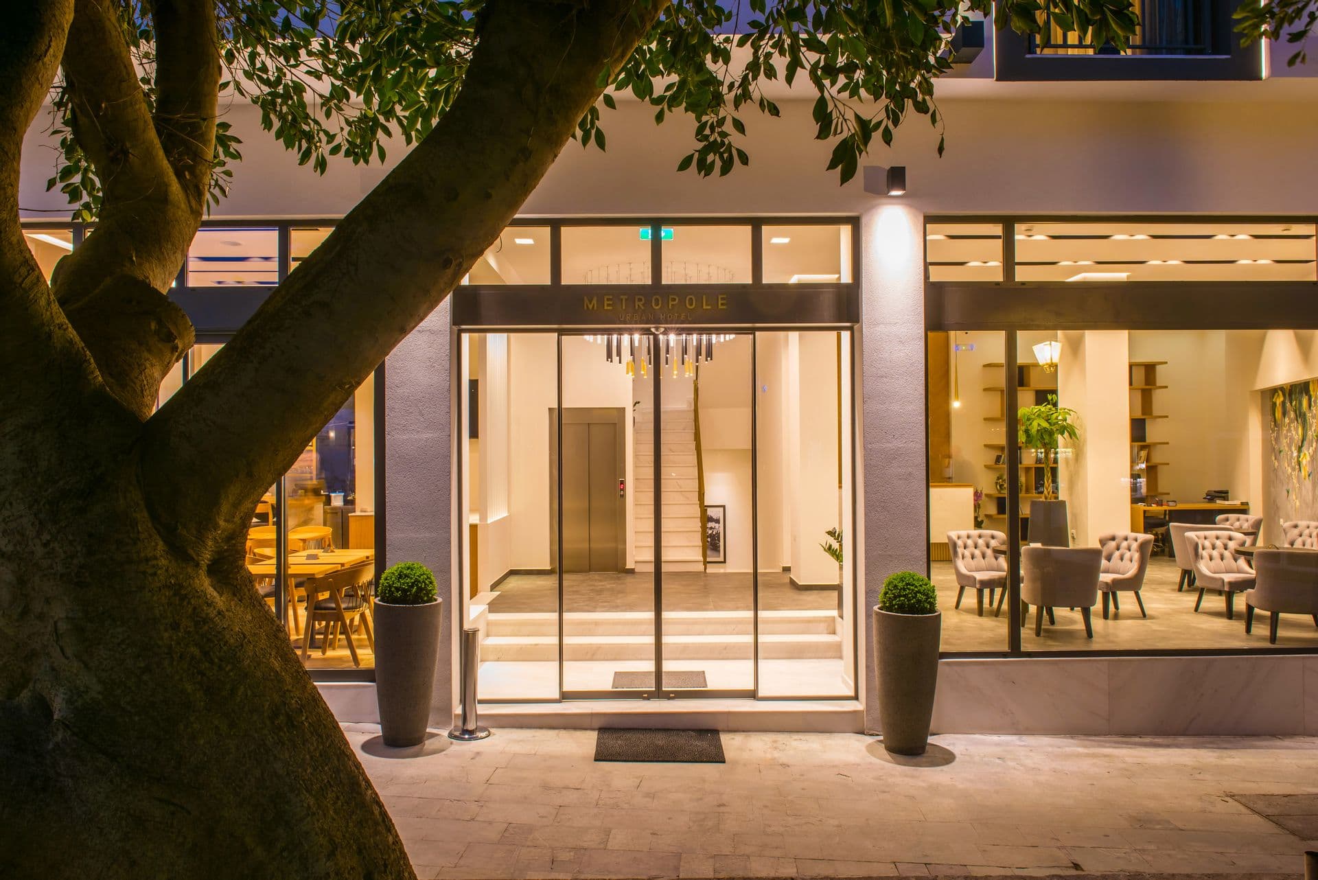 properties-METROPOLEU-2.jpg