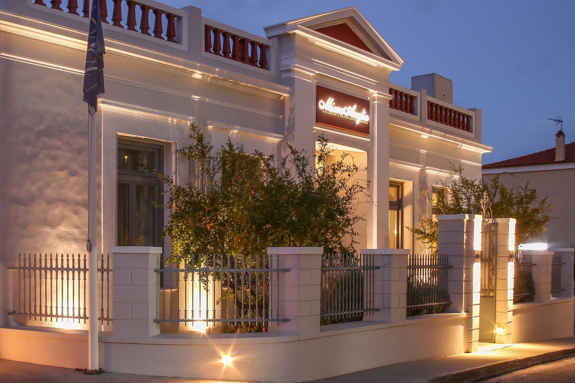 properties-MICRANGLIA-2.jpg