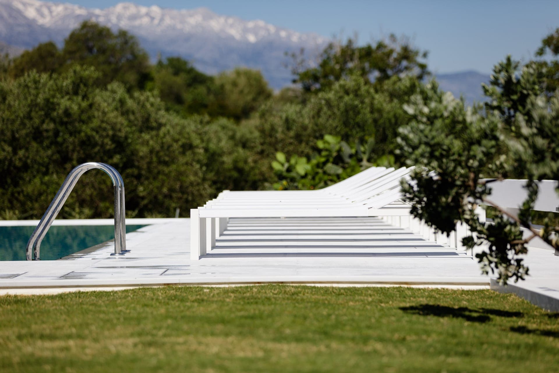 Pool View & Gardens