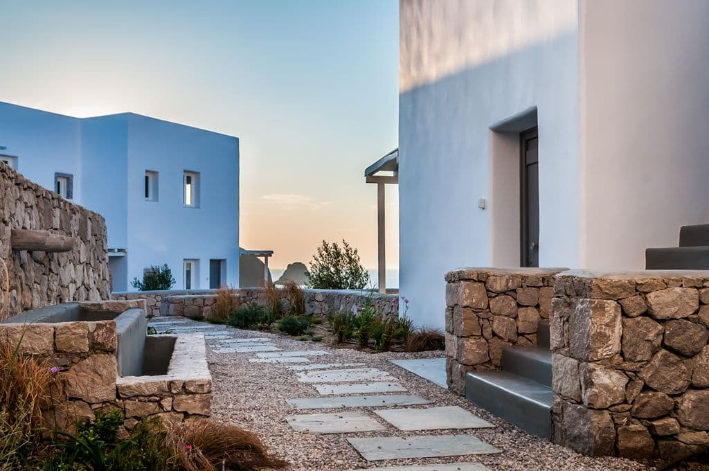 properties-MILOSBREEZ-2.jpg