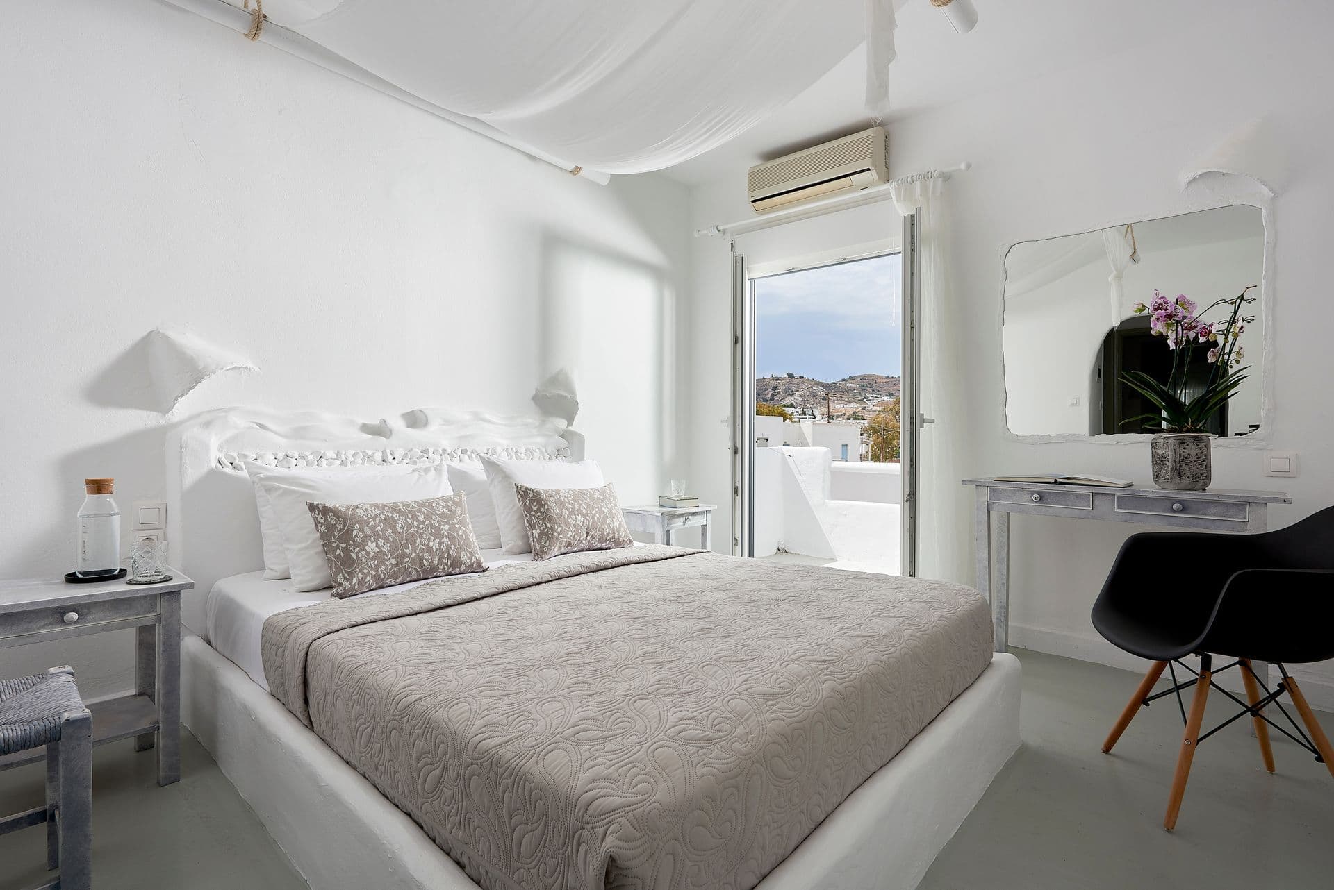 properties-MILOSHOTEL-0.jpg