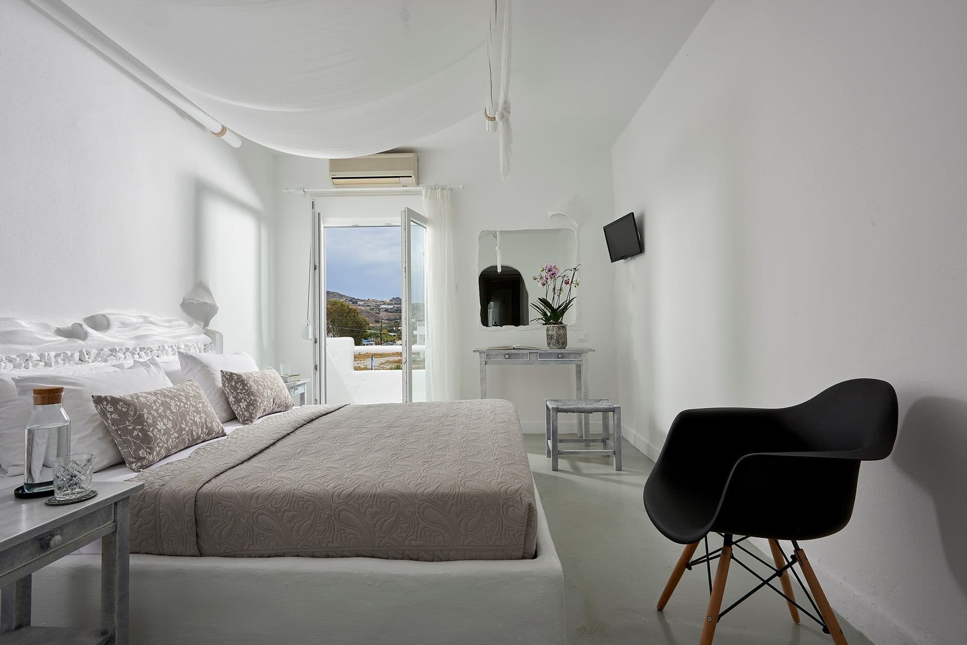 properties-MILOSHOTEL-2.jpg