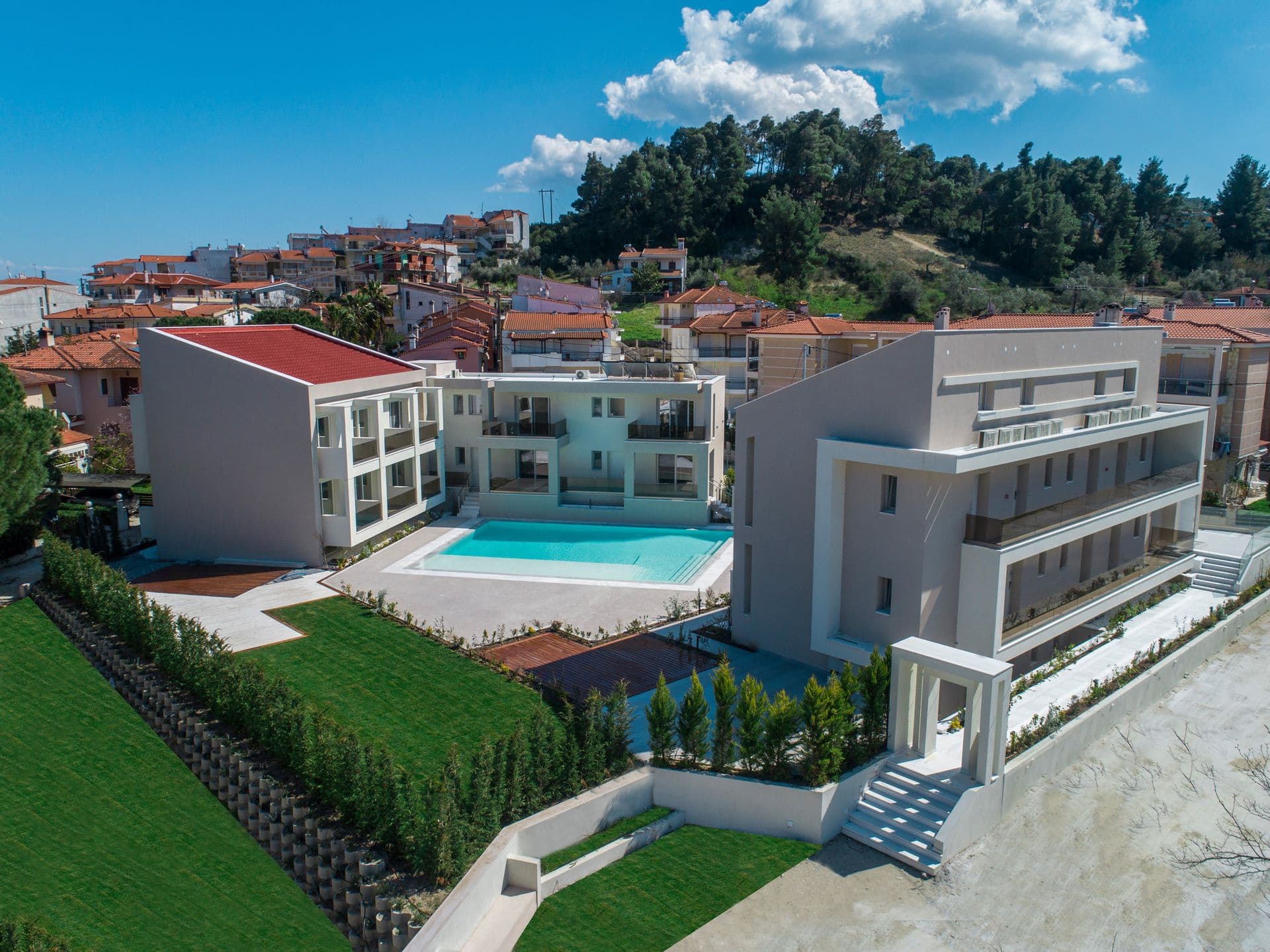 properties-MIRABLUE-0.jpg