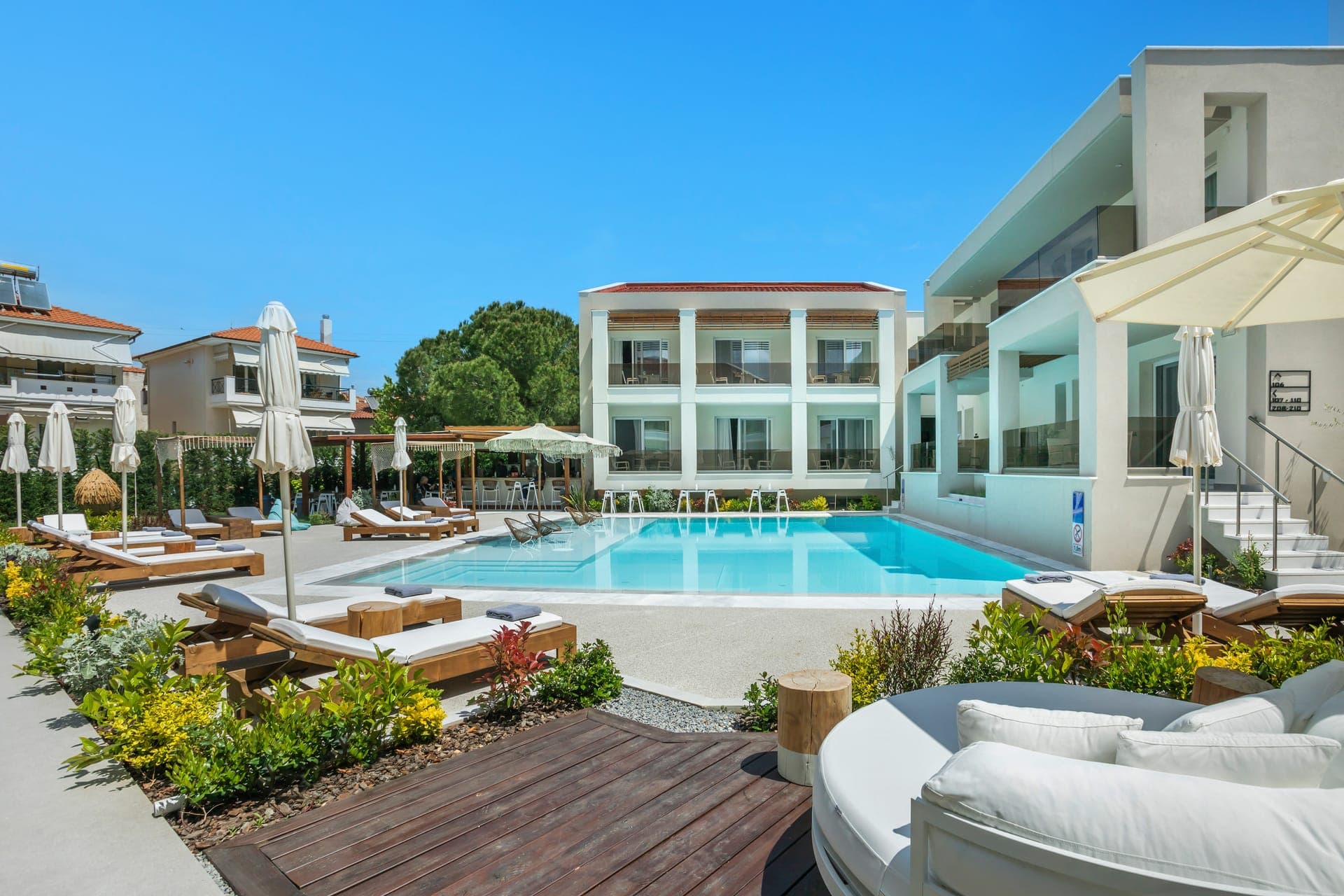 properties-MIRABLUE-2.jpg