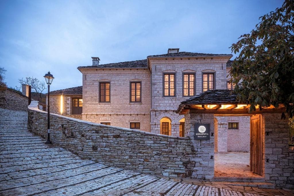 properties-MNPTRESORT-0.jpg