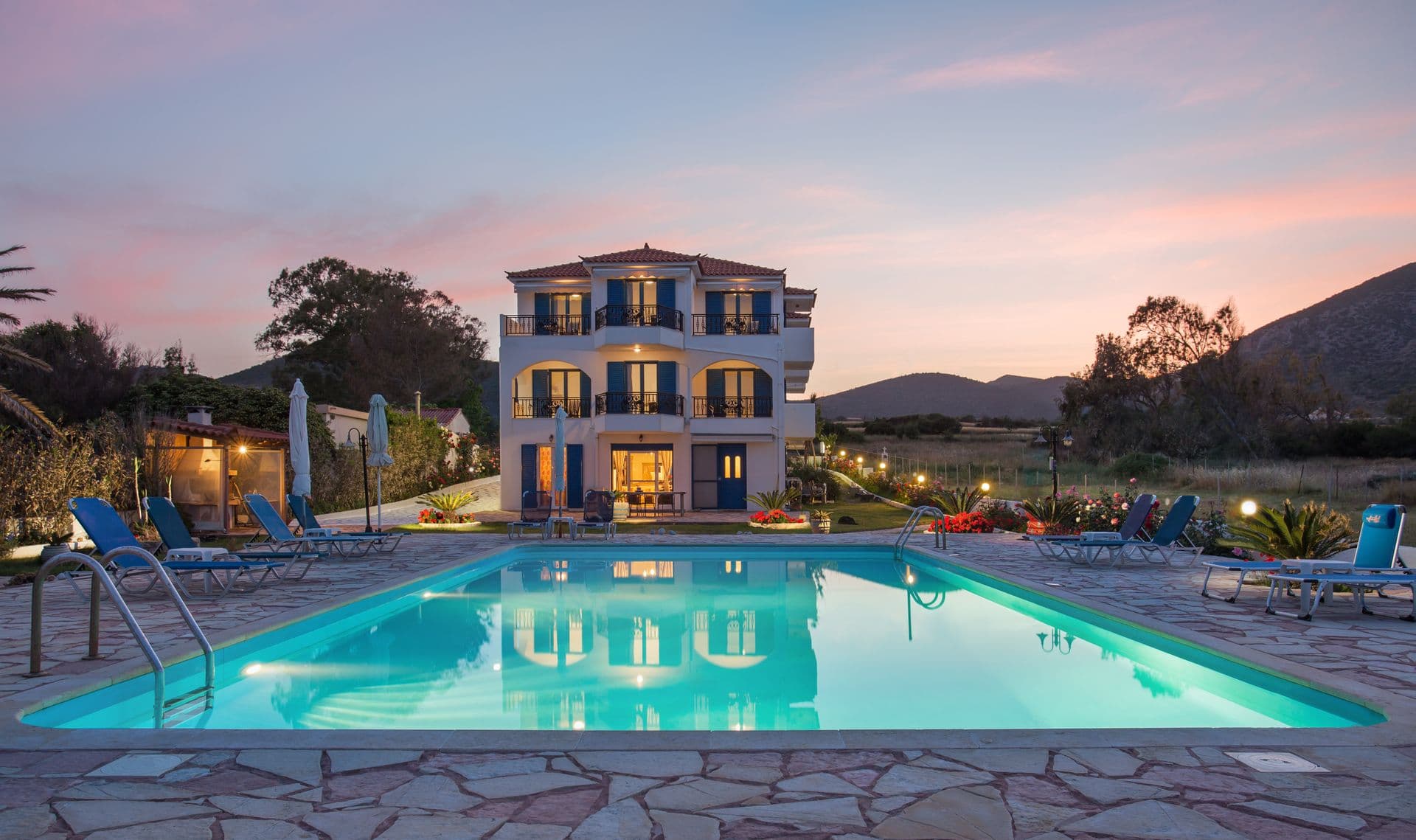 properties-MONEMVASIA-1.jpg