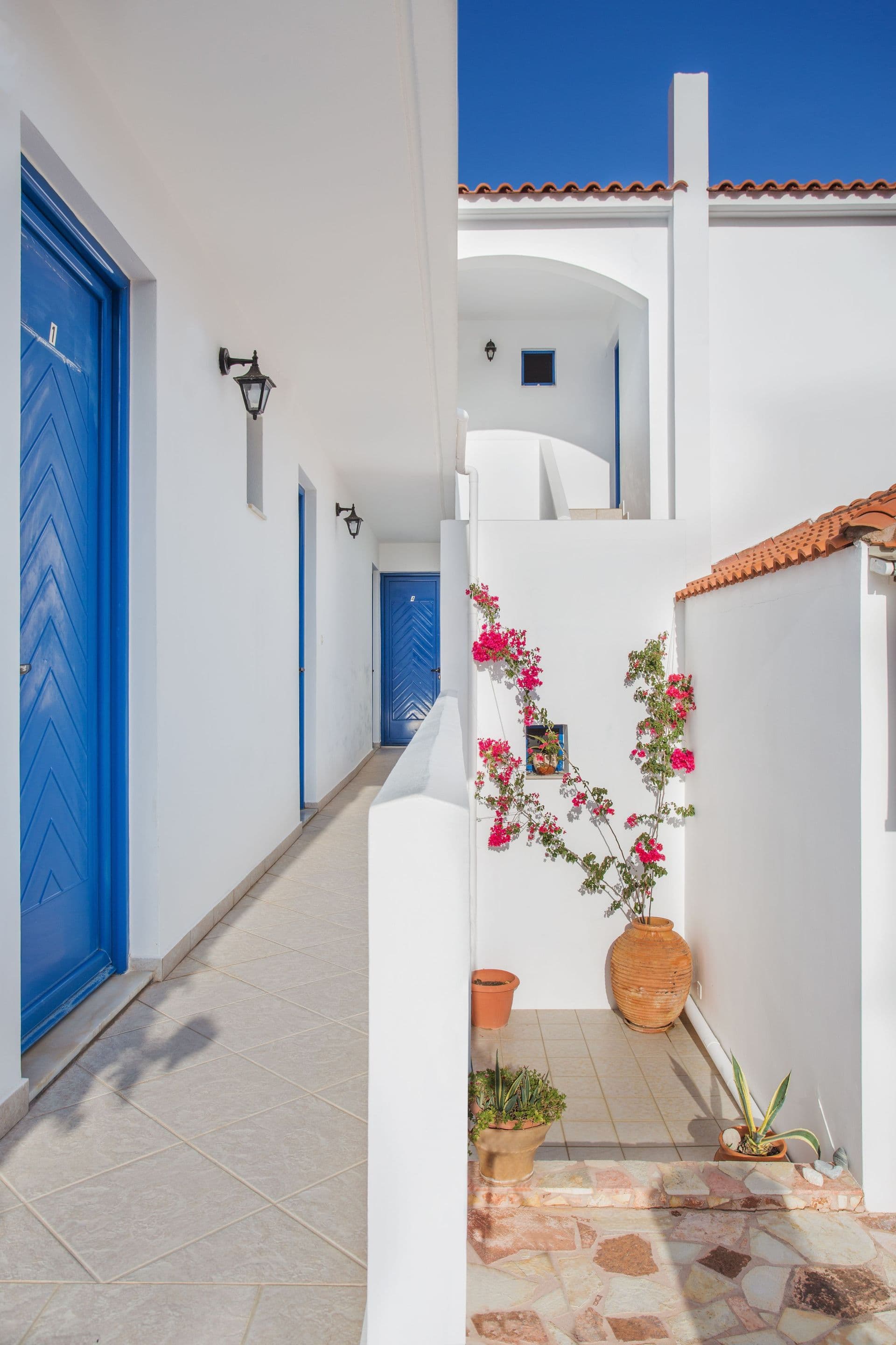 properties-MONEMVASIA-2.jpg