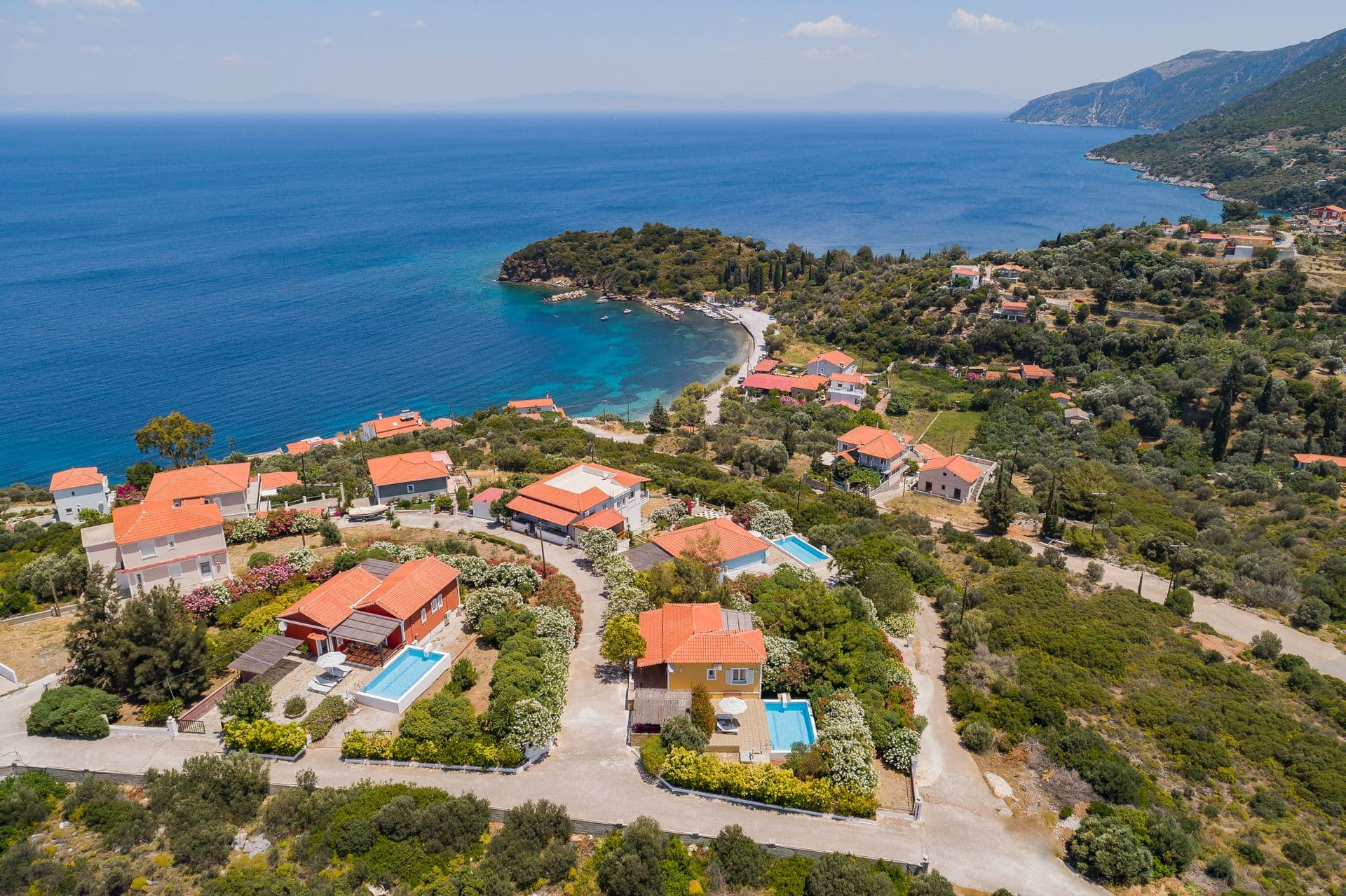 properties-MOUZAKISVI-0.jpg