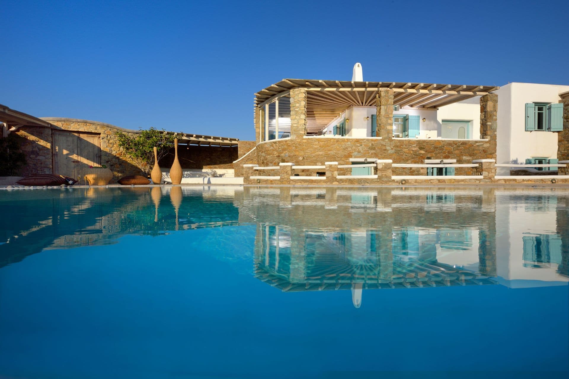 properties-MYKONOSBES-2.jpg