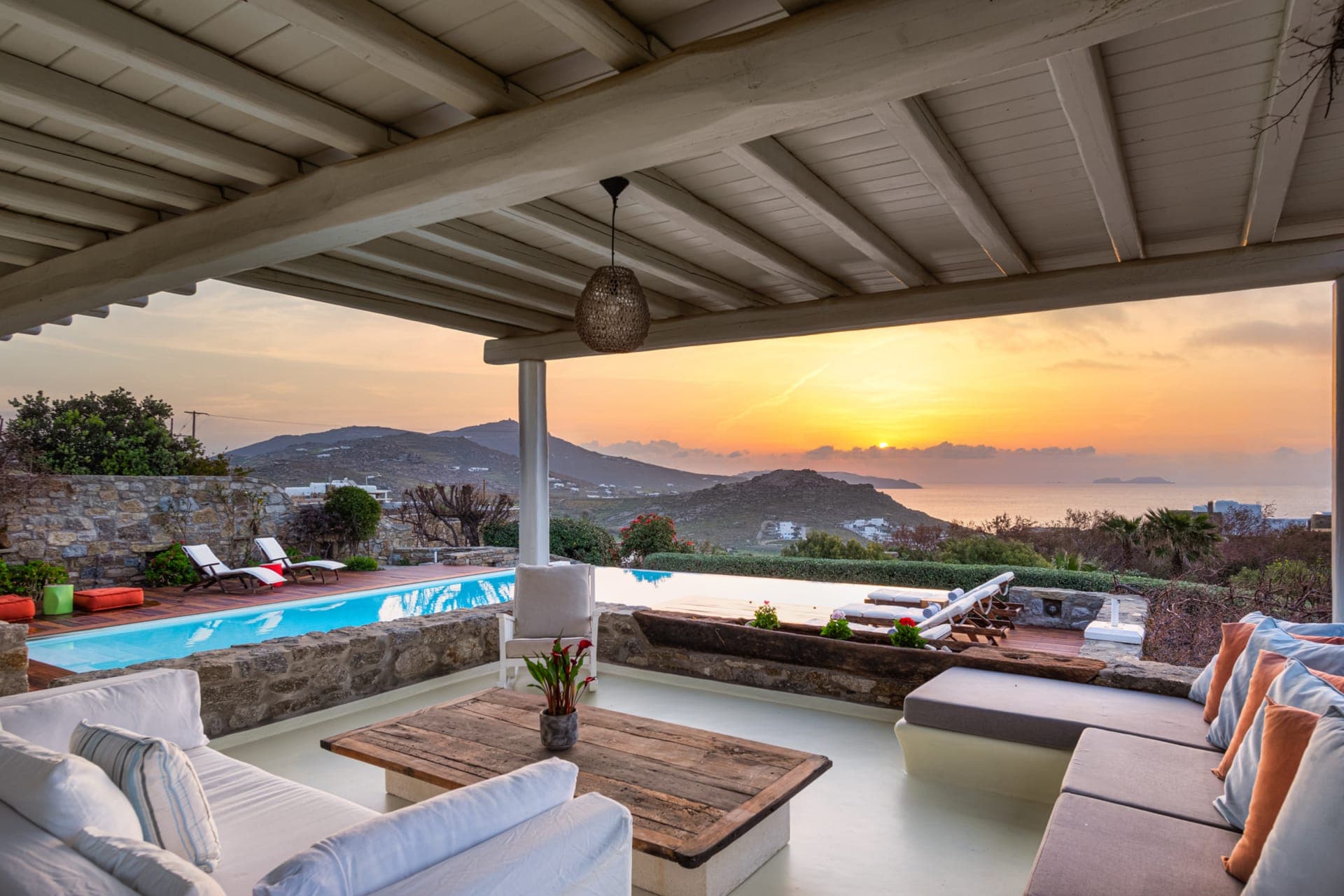 properties-MYKONOSBNJ-1.jpg