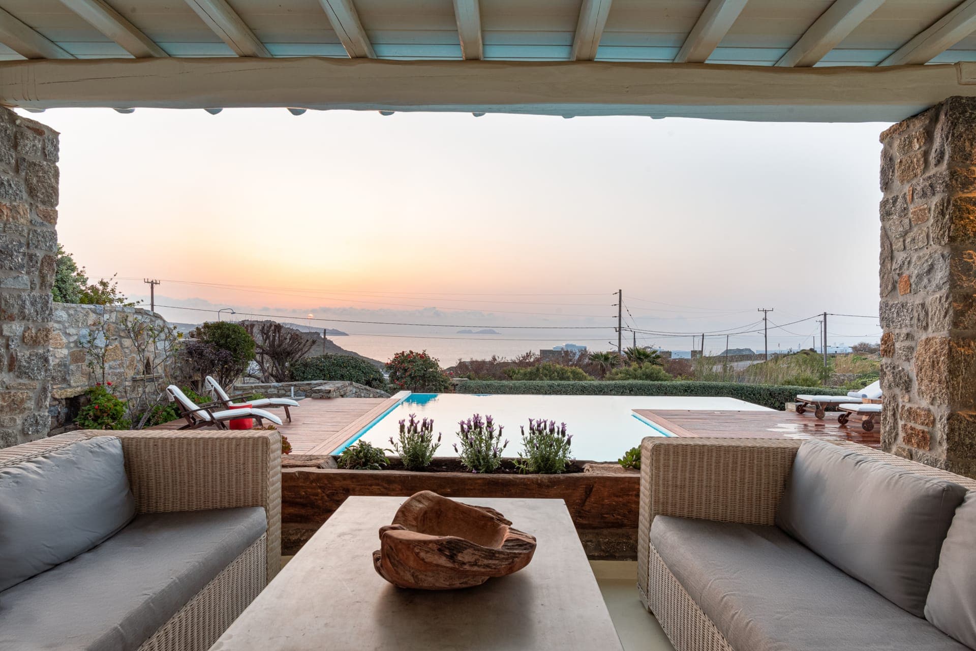 properties-MYKONOSBNJ-2.jpg