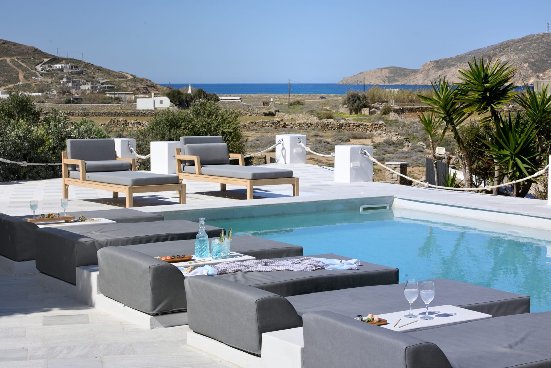 properties-MYKONOSDR-1.jpg