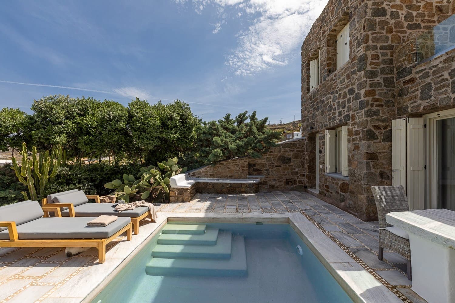 properties-MYKONOSDR-3.jpg