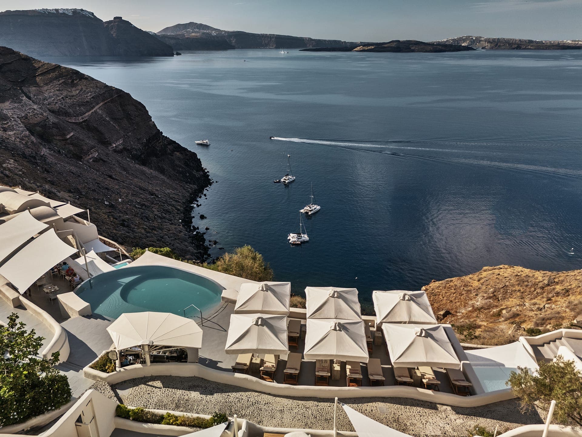 properties-MYSTIQUE-0.jpg