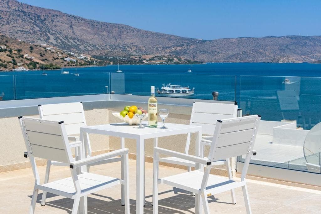 properties-NAIADESELO-0.jpg