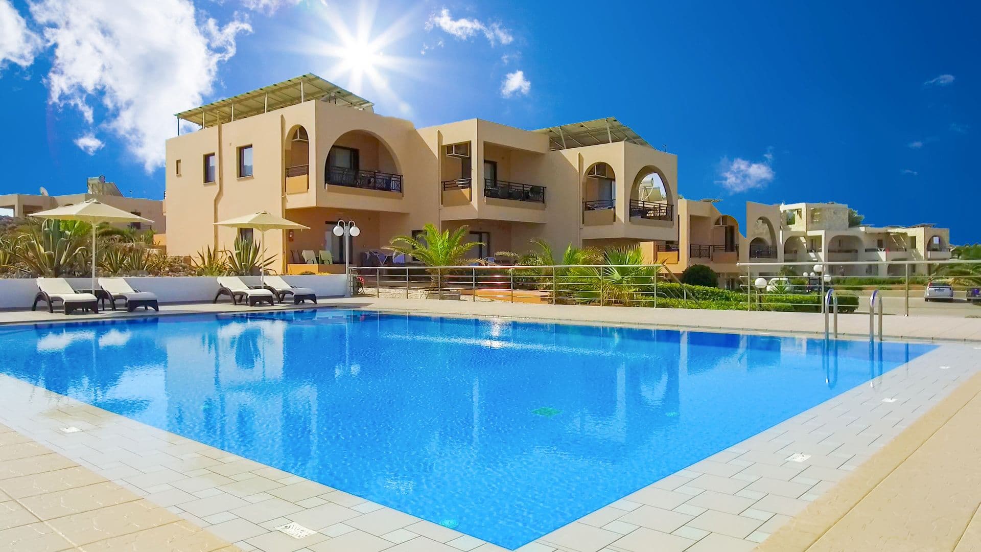 properties-NANAKIS-0.jpg