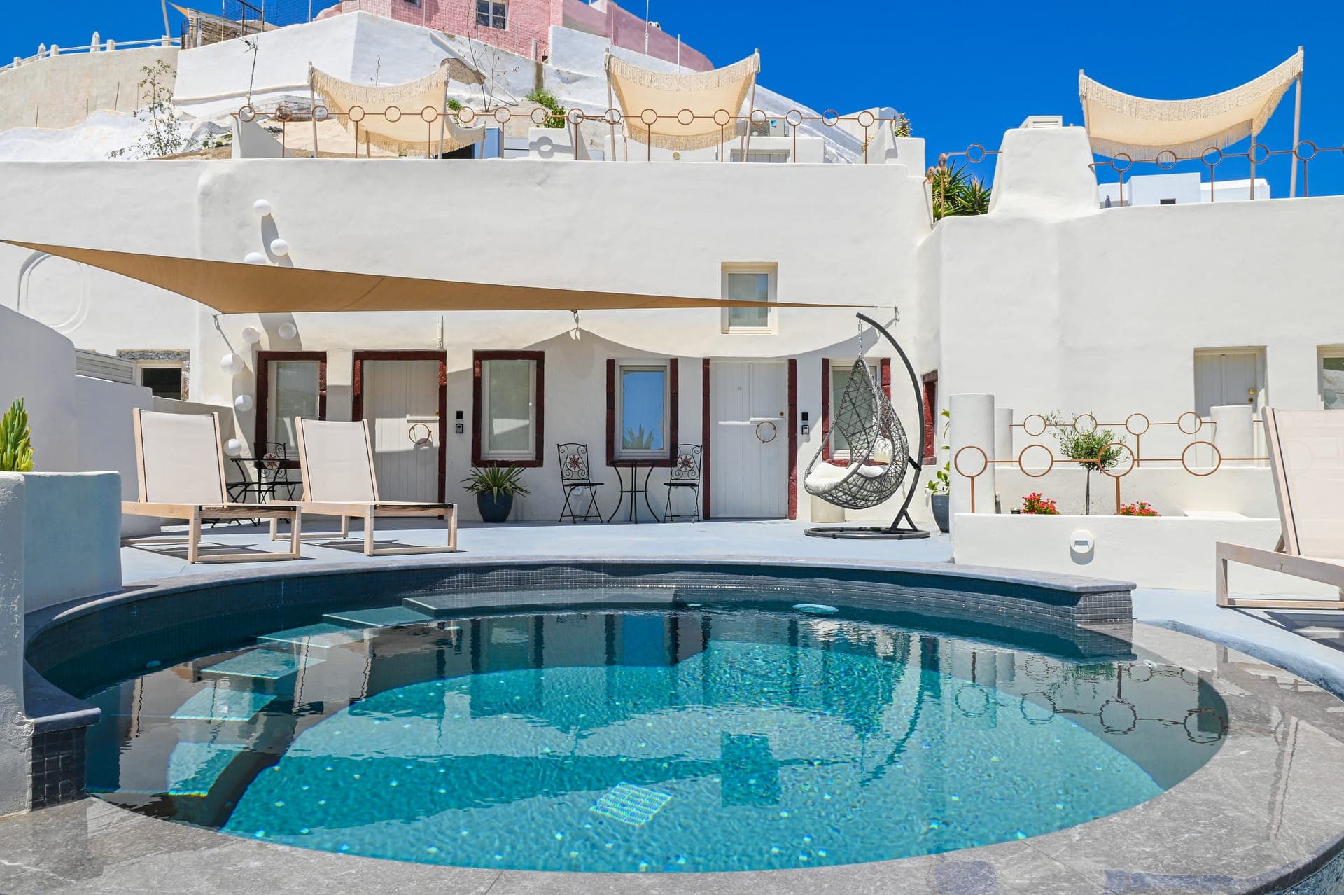 properties-NAOSSUITES-0.jpg